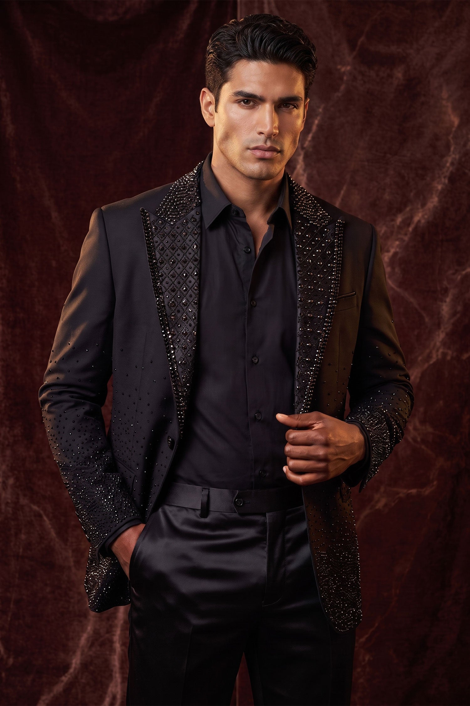 Barabas Men's Rhinestone Peak Lapel Luxury Blazer 2EBL3 Black