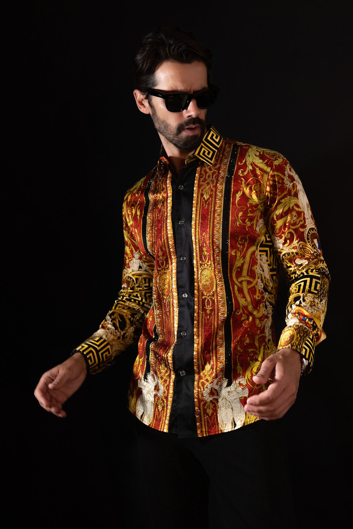 BARABAS Men's Rhinestone Angles Greek Pattern Crown Shirts 2SPR28