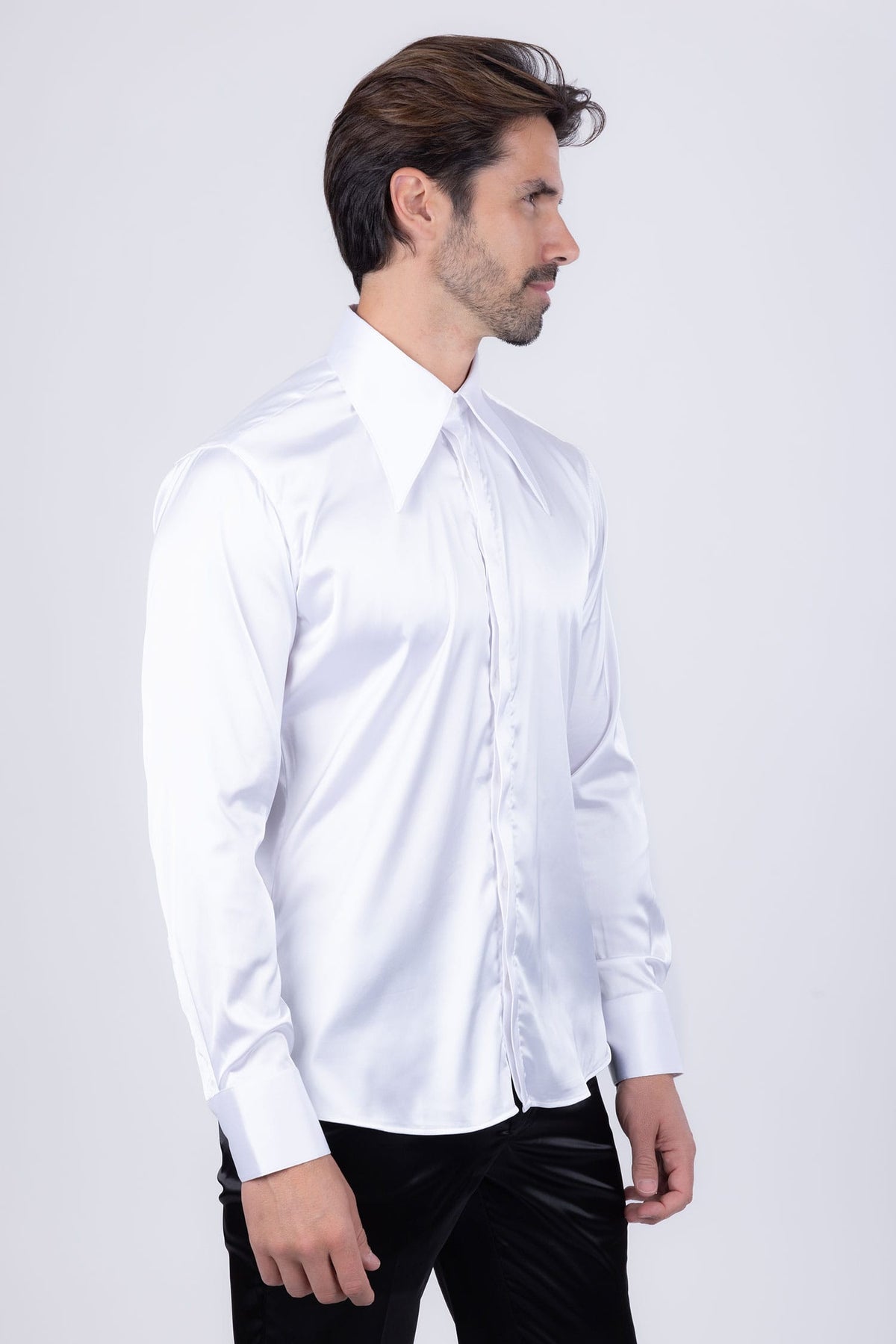 Barabas Men's Spear Point Collar Shiny Long Sleeve Shirt 4B102 White
