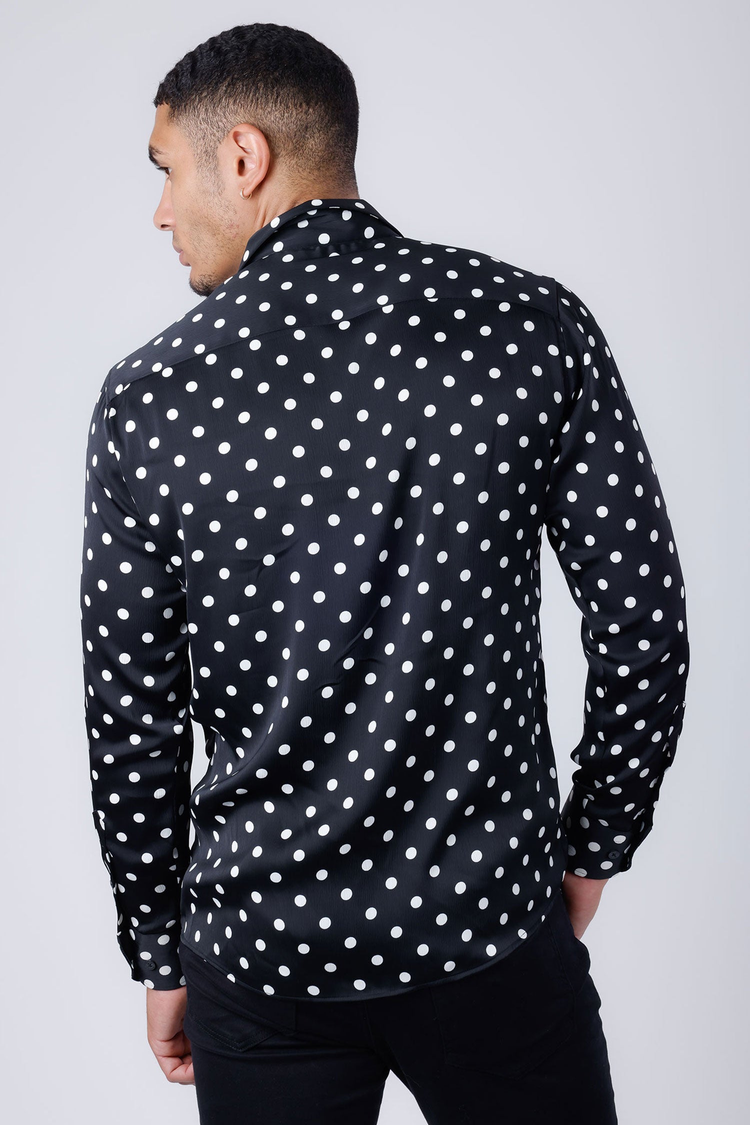 Barabas Men's Polka Dots Silk Feel Shiny Long Sleeve Shirt 4B86 Black