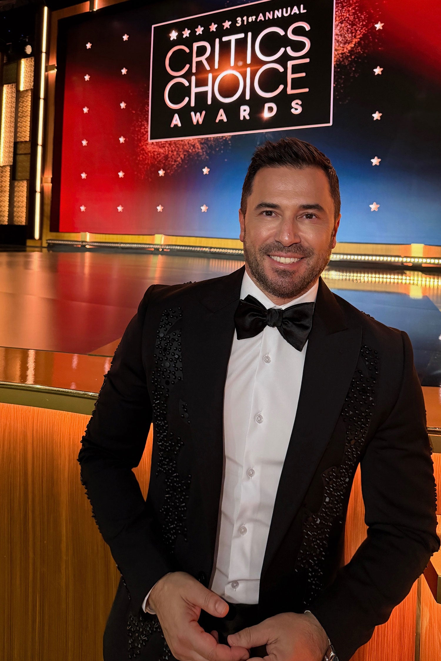 BARABAS Men's Jewels Studded Rhinestone Peak Lapel Blazer 4EBL35 Black