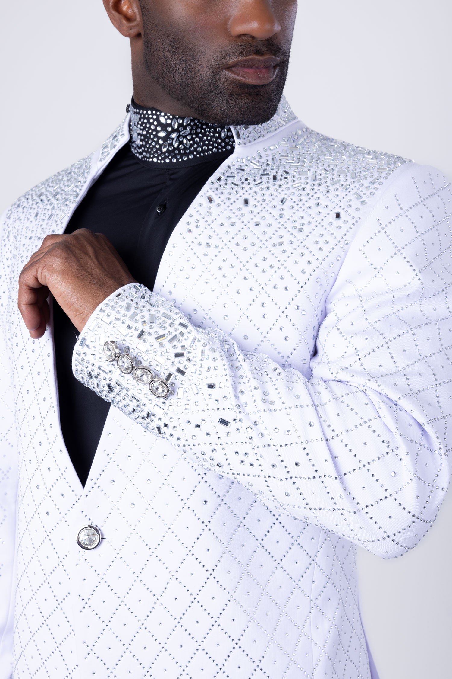 Barabas Men's Geometric Pattern Rhinestone Henley Lapel Blazer 4EBL53 White