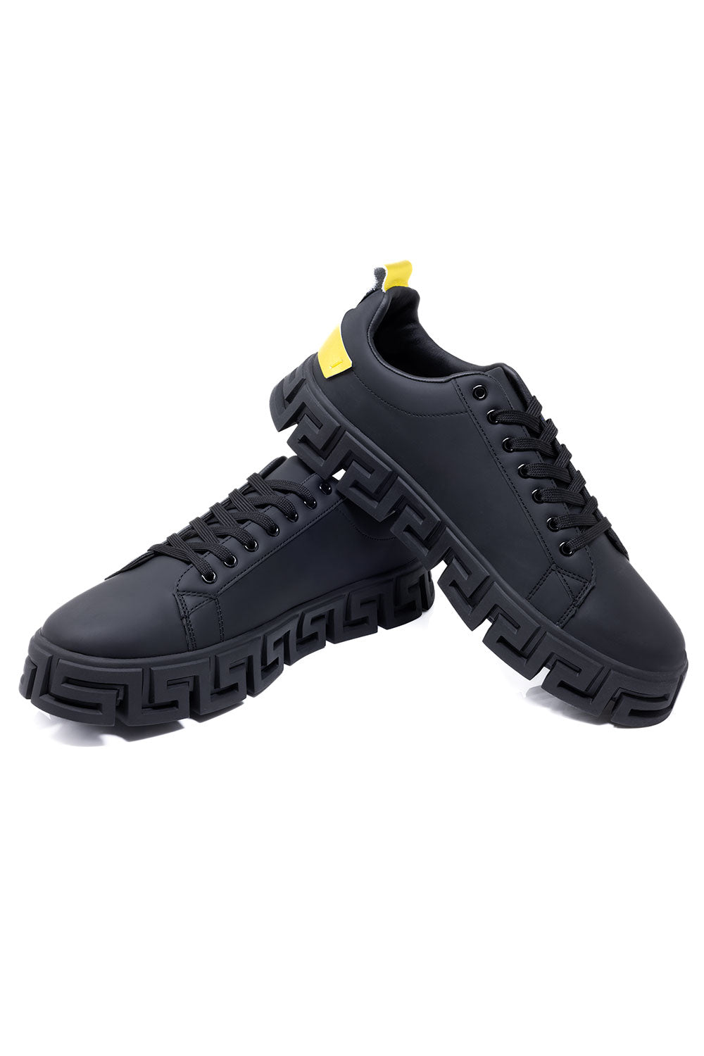 Barabas Men's Premium Greek Key Pattern Sole Sneakers 4SK06 Black Gold