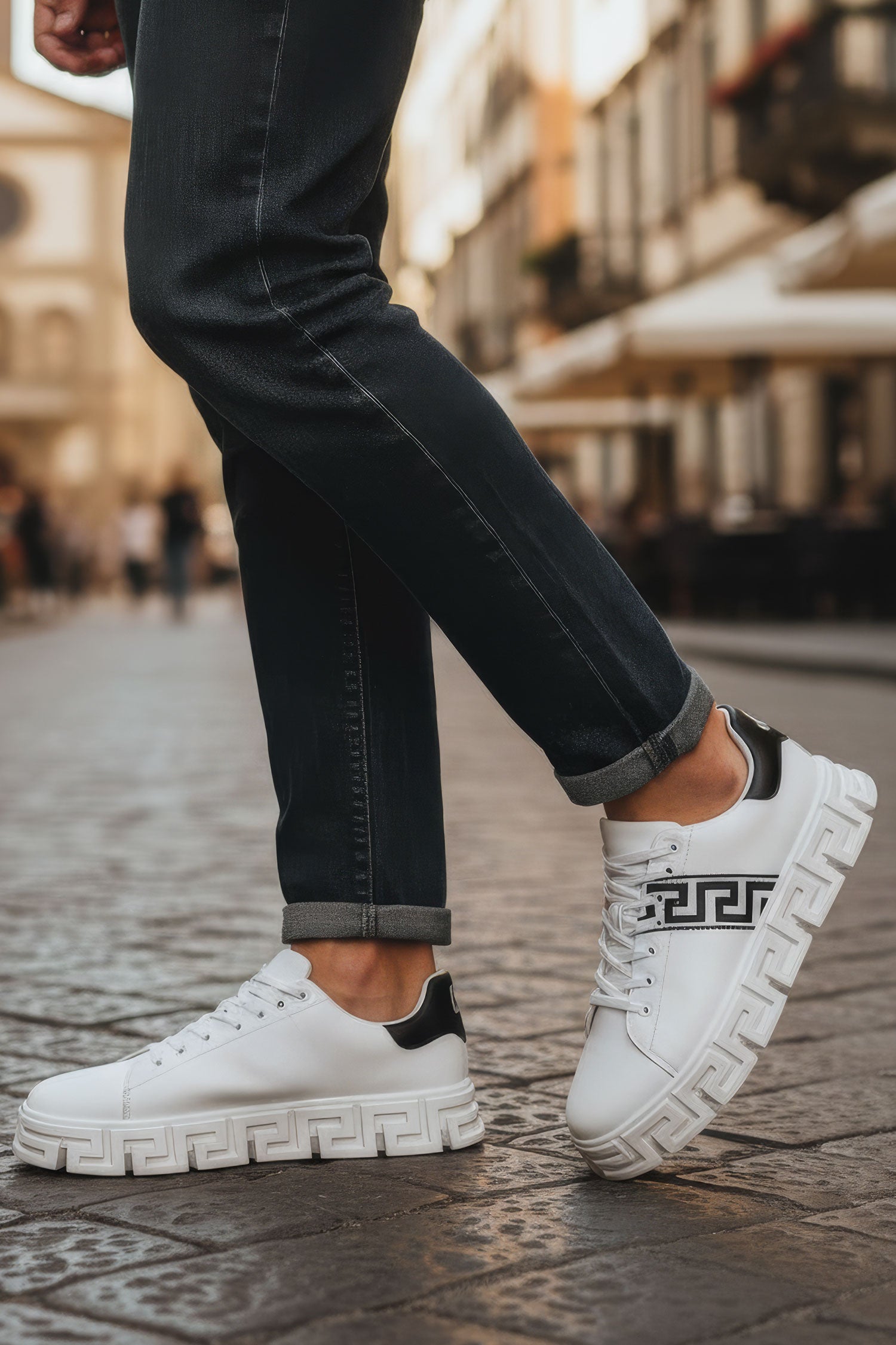 Barabas Men's Greek Key Sole Pattern Premium Sneakers 4SK07 White Black
