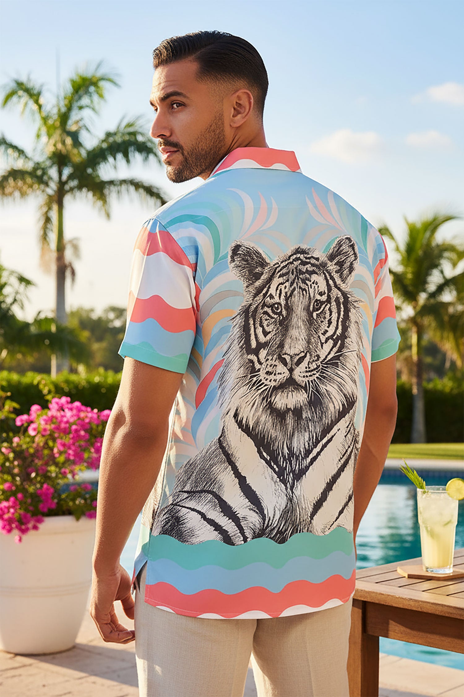 BARABAS Men's Geometric Tiger Button Down Short Sleeve Shirts 4sst30 Multi