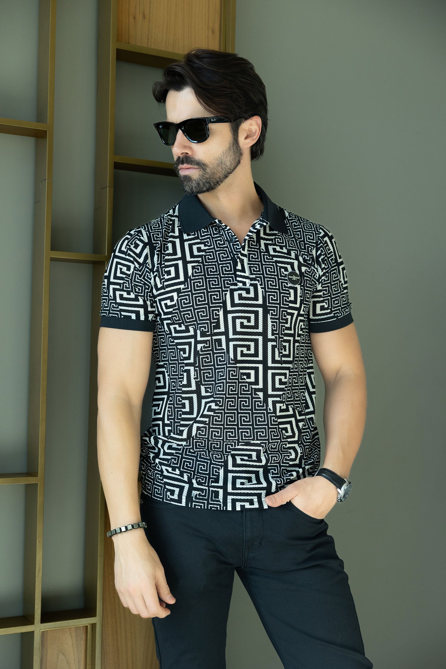Barabas Men's Solid Color Greek Key Pattern Premium Polo Shirts 5P07 Black White