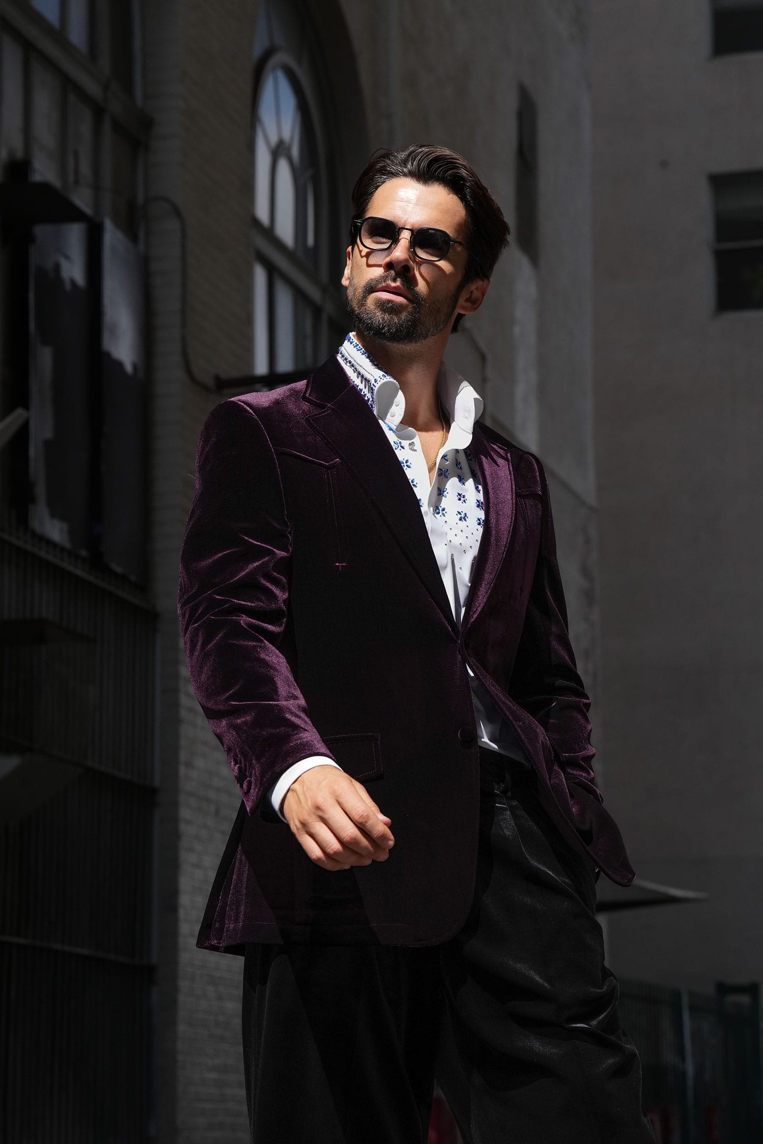 Barabas Men's Velvet Shiny Design Notch Lapel Blazer 5BL13 Purple