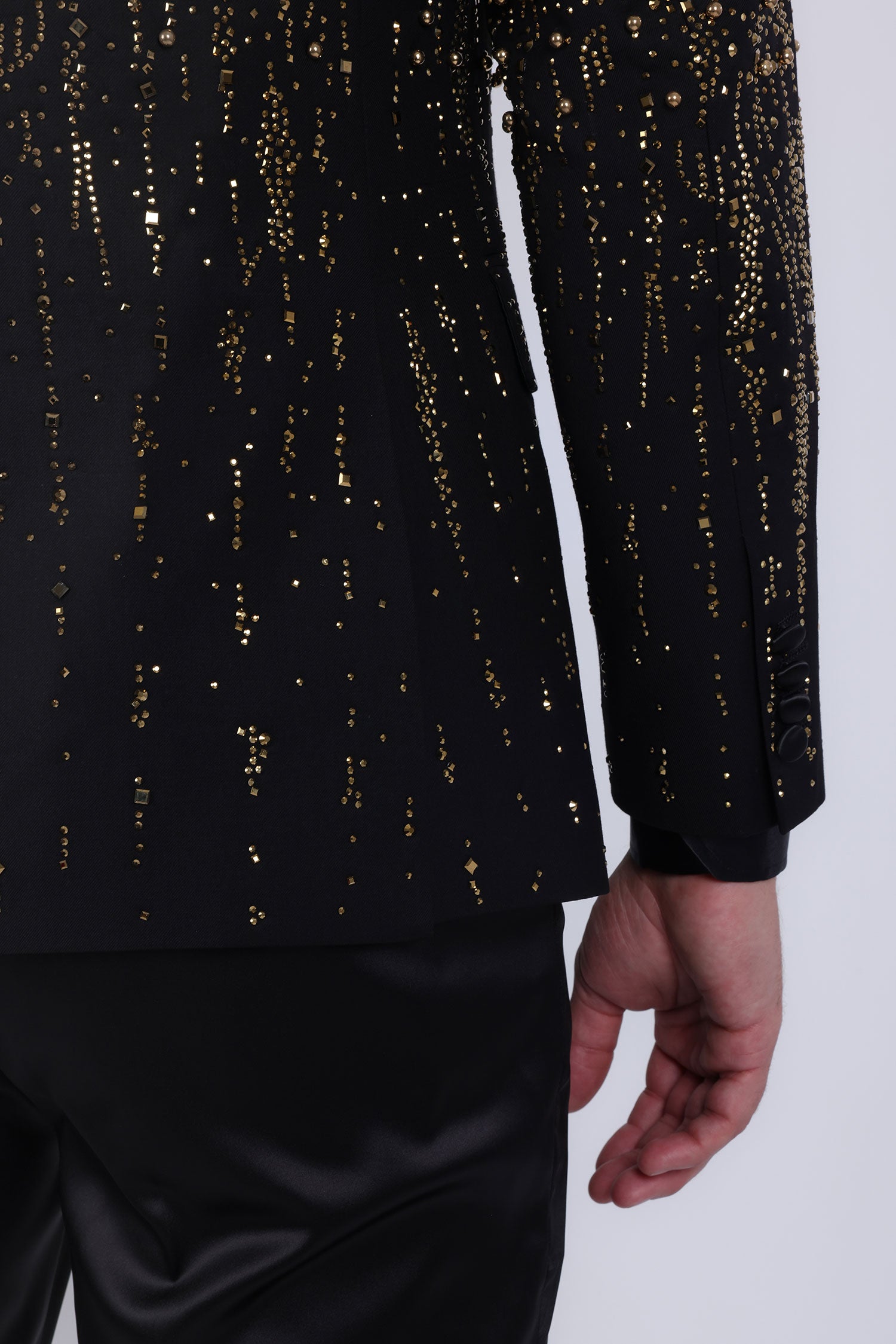 Barabas Men's Rhinestones Beaded Design Peak Lapel Blazer 5EBL01 Black Gold