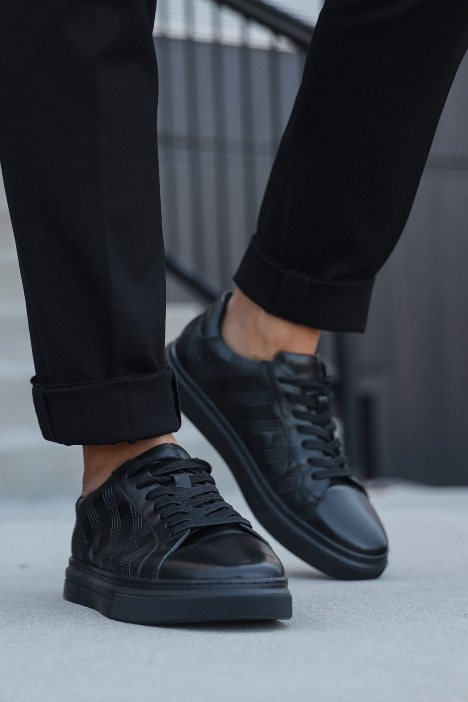 Barabas Men's Checkered Lace-up Leather Sneakers 5SH09 Black