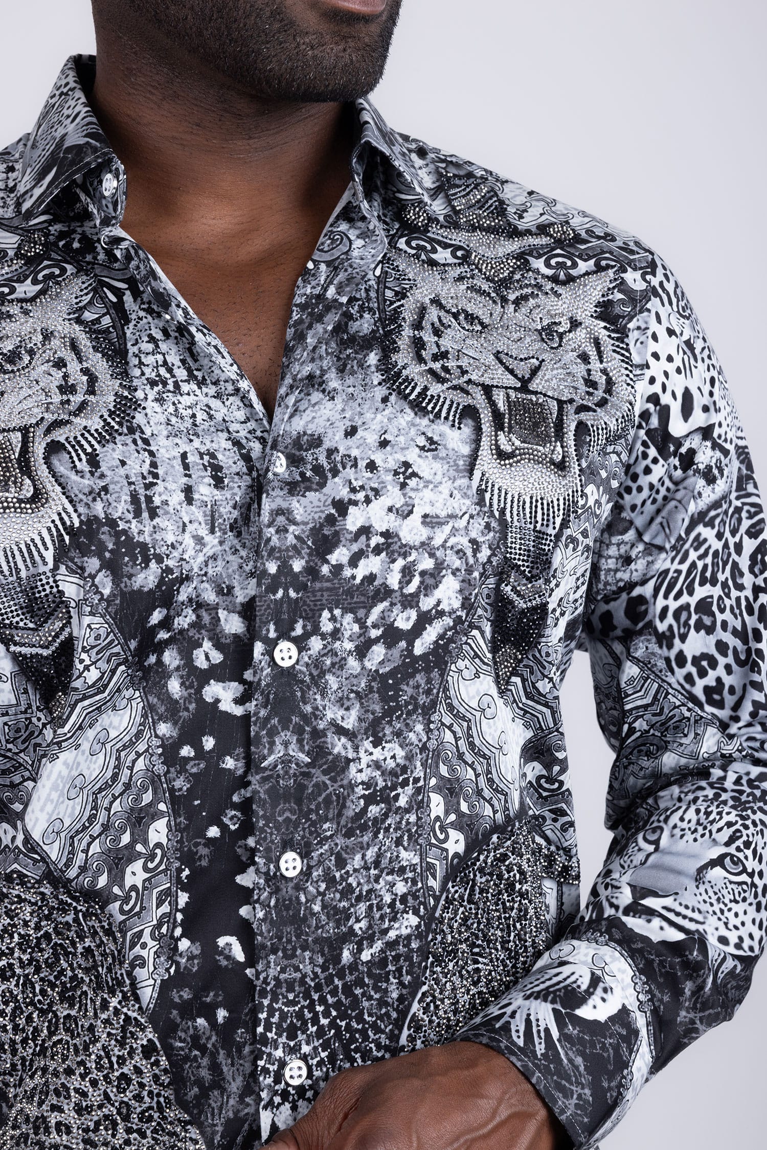 Barabas Men's Rhinestones Tiger Cheetah Textured Long Sleeve Shirts 5SPR01 White
