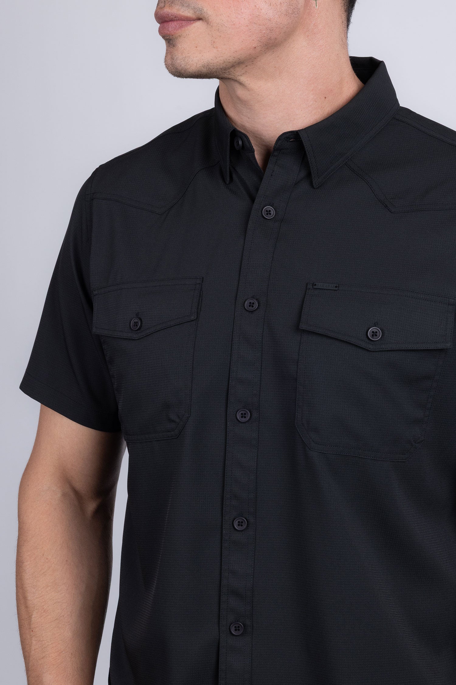 Barabas Men's Western Casual Solid Stretch Short Sleeve Shirt 5SST10 Black