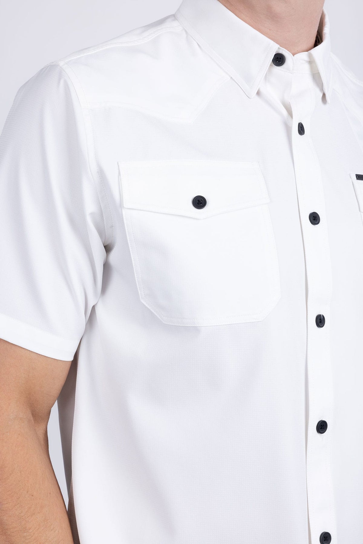Barabas Men's Western Casual Solid Stretch Short Sleeve Shirt 5SST10 White