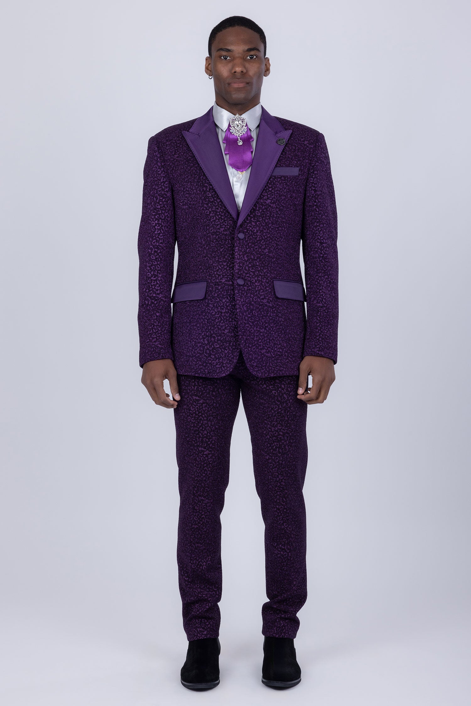 Barabas Men's Cheetah Geometric Pattern Peak Lapel Suit 5SU33 Purple