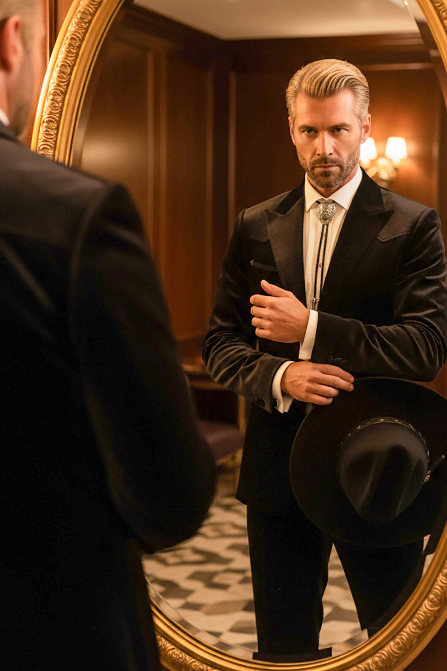 Barabas Men's Velvet Luxury Formal Wear Peak Lapel Suit 5SU51 Black