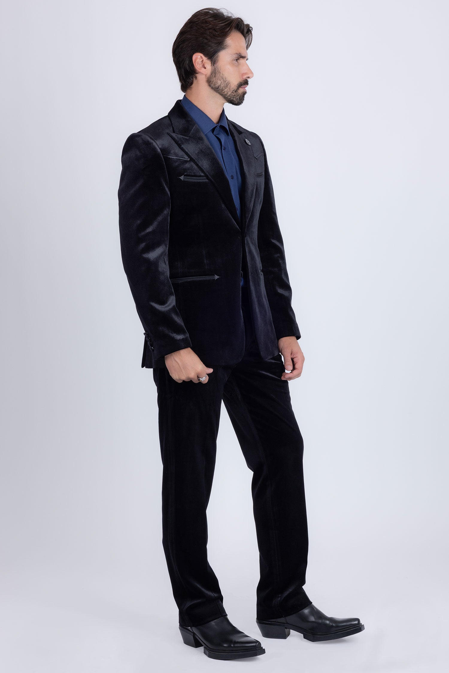 Barabas Men's Velvet Luxury Formal Wear Peak Lapel Suit 5SU51 Black