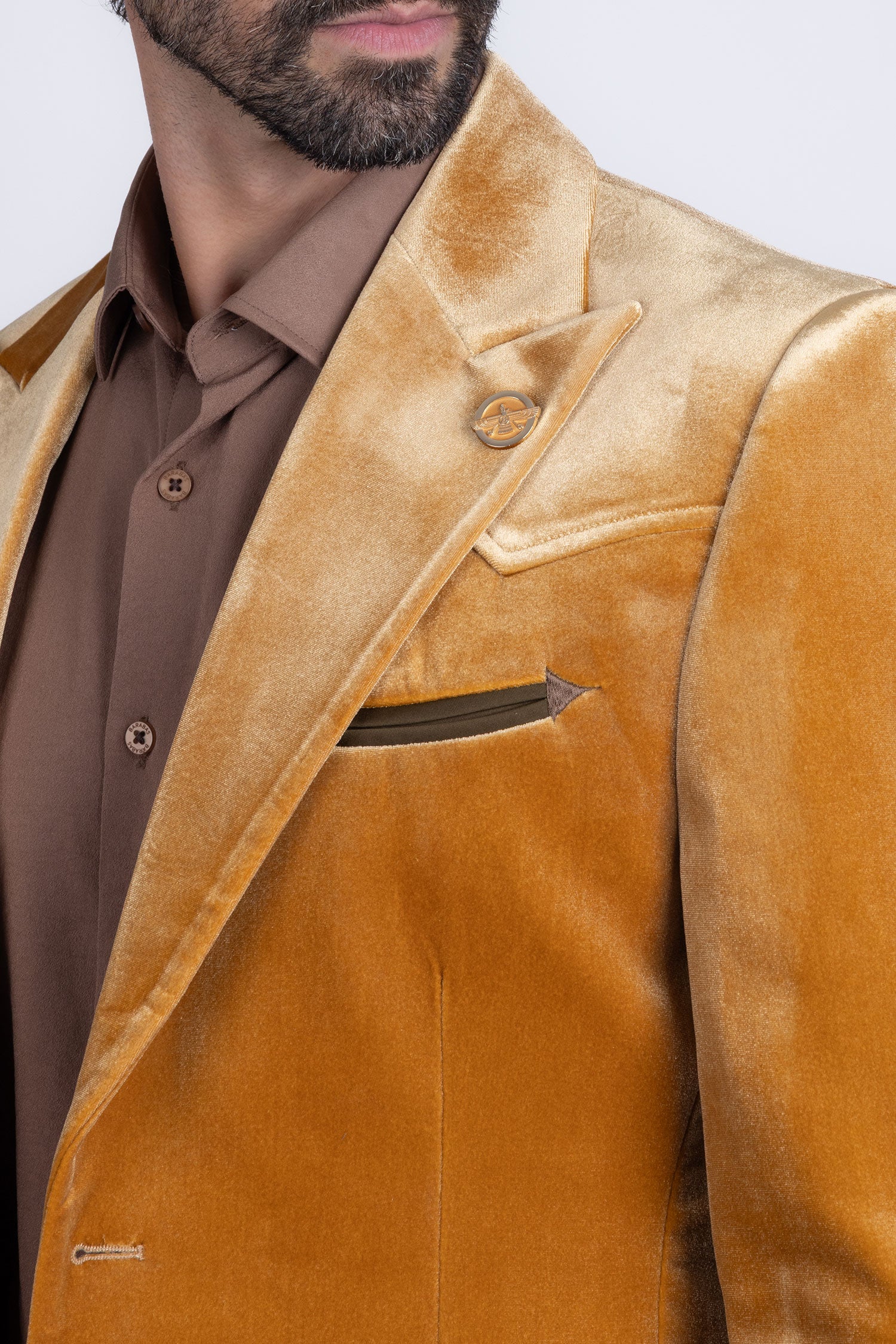 Barabas Men's Velvet Luxury Formal Wear Peak Lapel Suit 5SU51 Gold