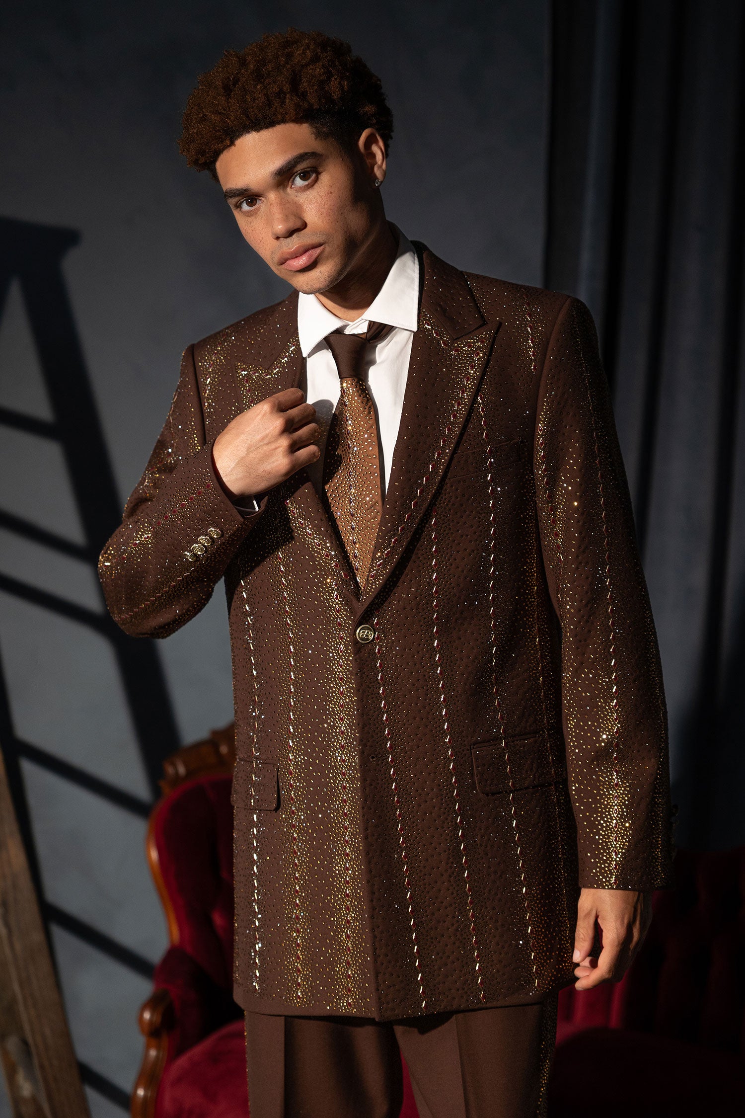 Barabas Men's Rhinestone Geometric Peak Lapel Suit 6ESU12 Brown