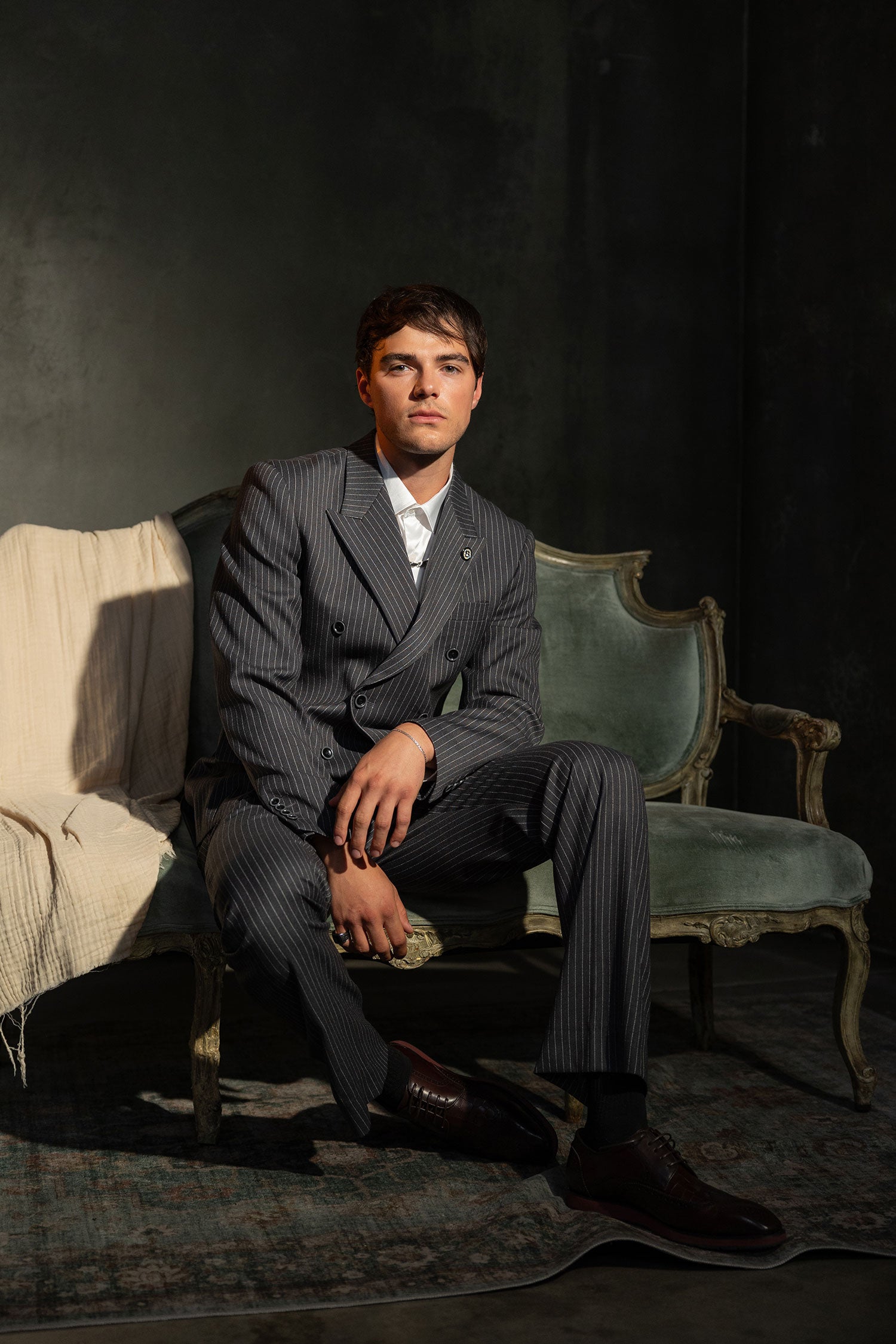 Barabas Men's Pinstripe Double Breasted Shawl Lapel Suit 6SU03 Grey White