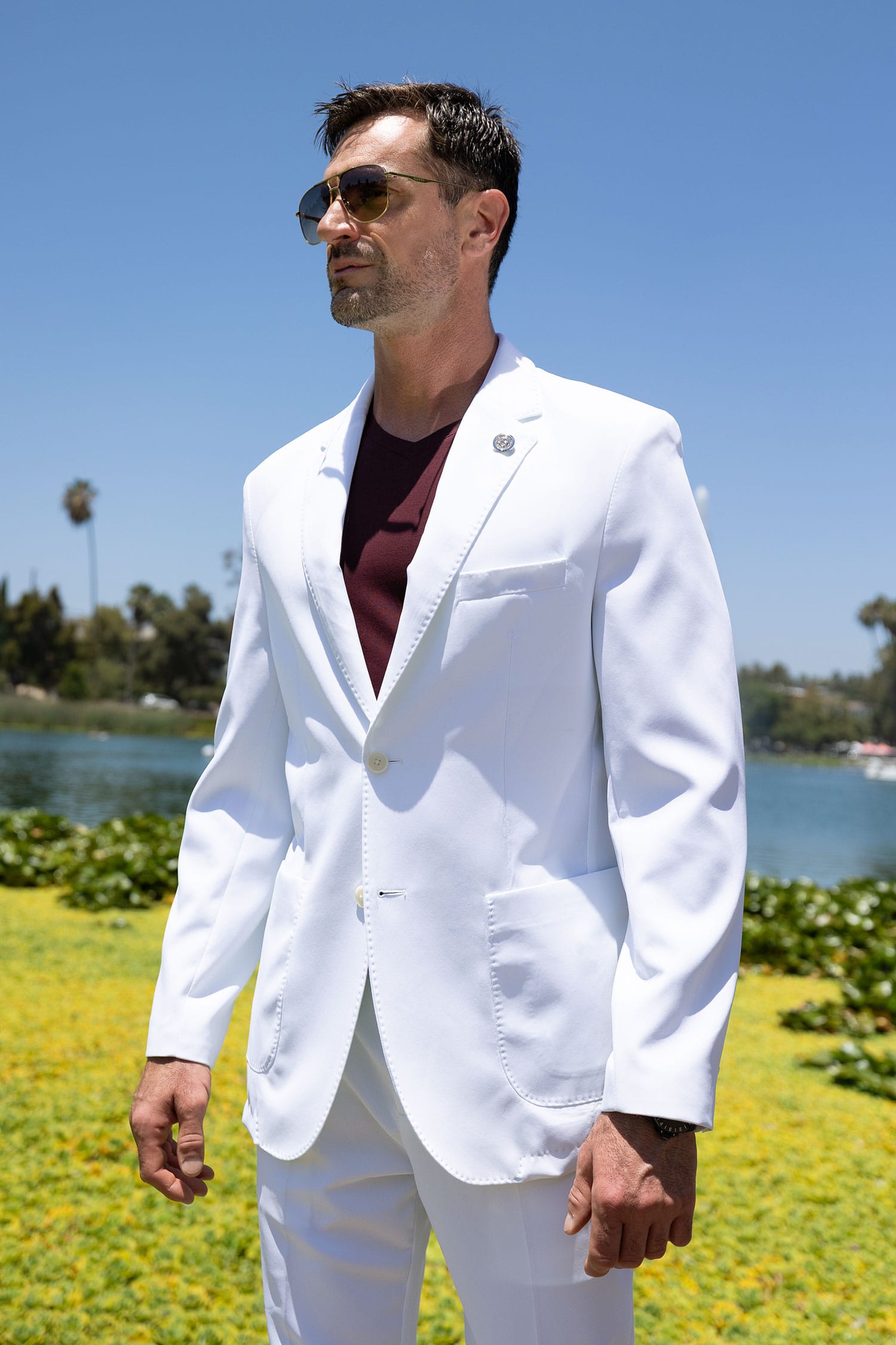 Barabas Men's Smooth Matte Performance Notch Lapel Suit 6SU07 White
