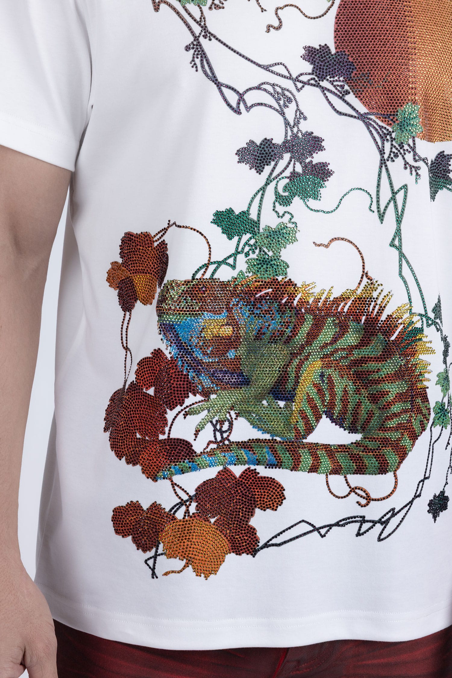 Barabas Men's Rhinestone Iguana Floral Crew-neck T-shirt 6TR03 Off White