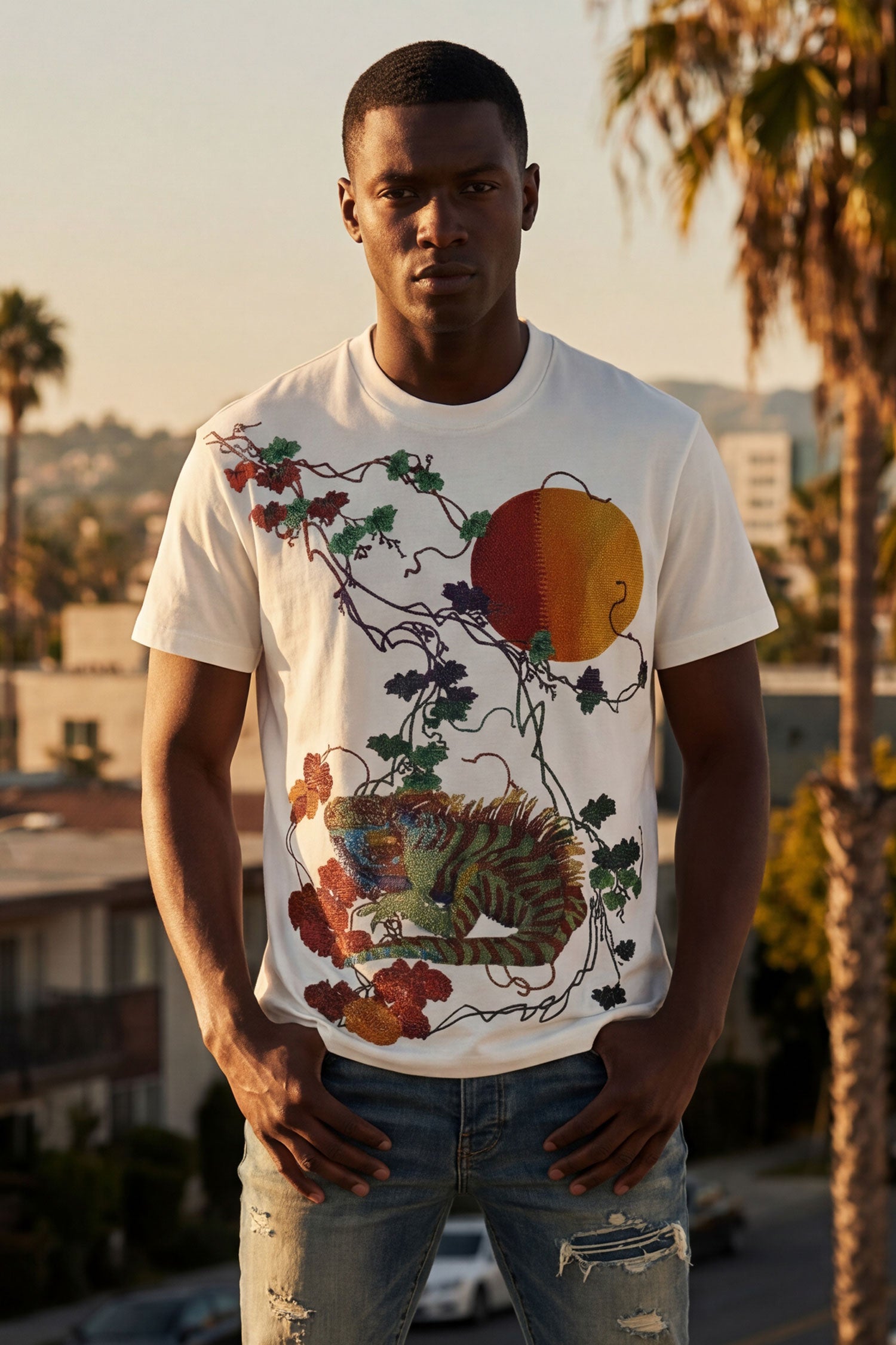 Barabas Men's Rhinestone Iguana Floral Crew-neck T-shirt 6STR03 White