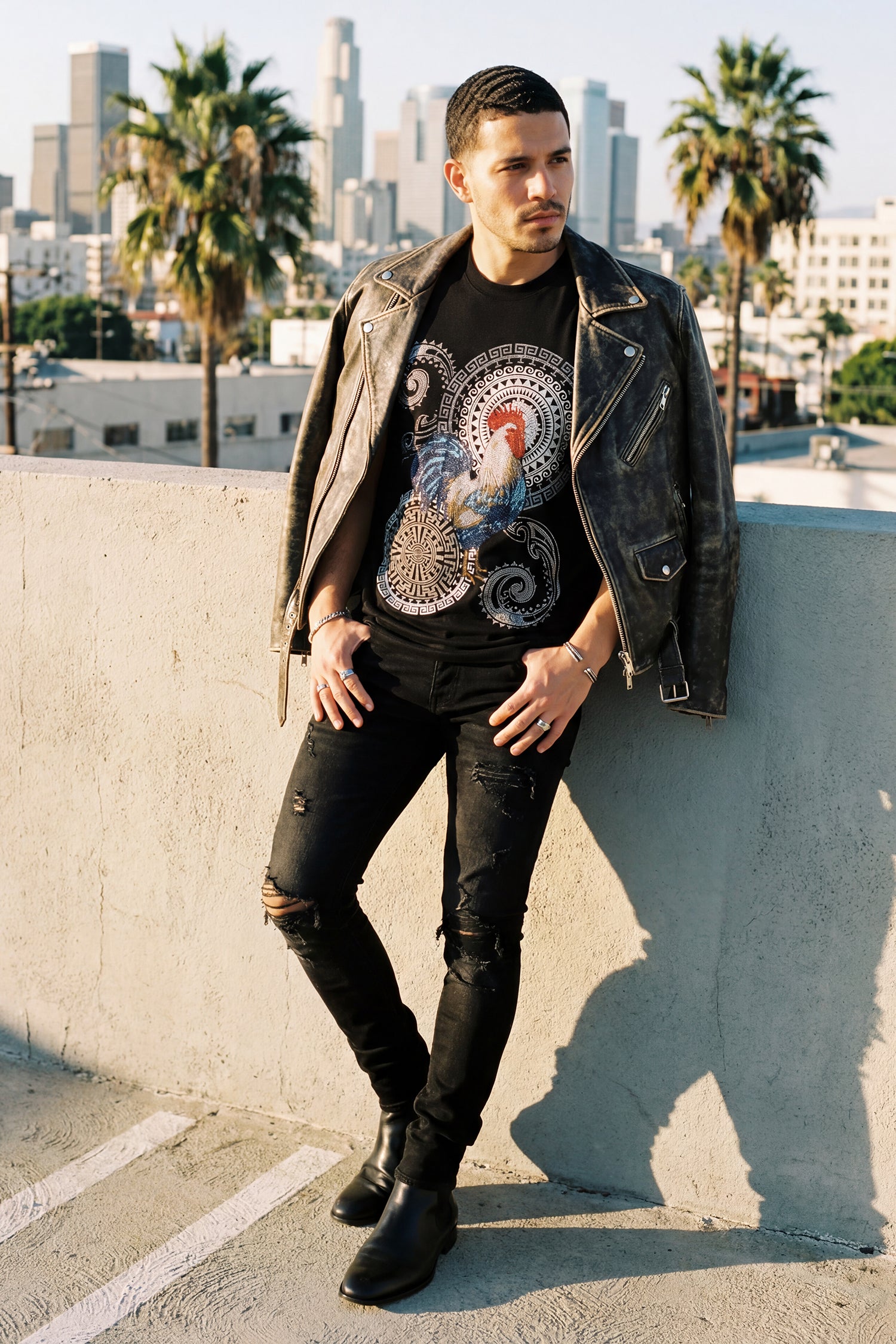 Barabas Men's Rooster Geometric Rhinestones Crew Neck Shirt 6TR05 Black