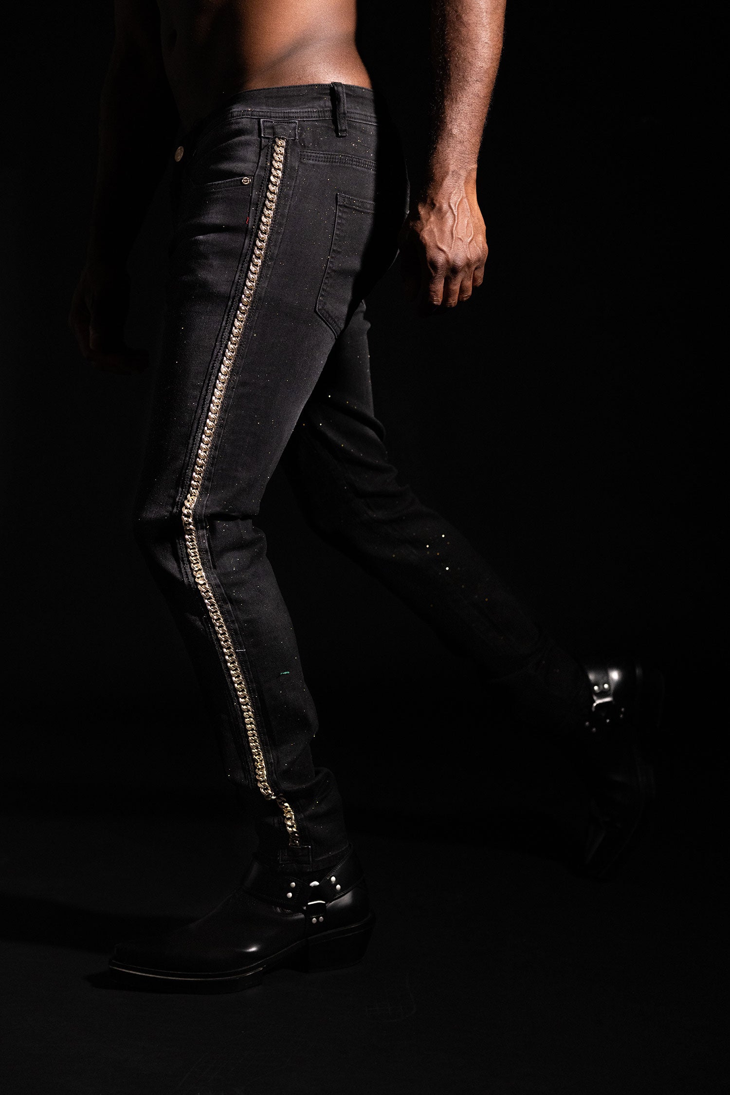 BARABAS Men's Sparkly Glittery Chain Design Denim Jeans SN8855 Black Gold