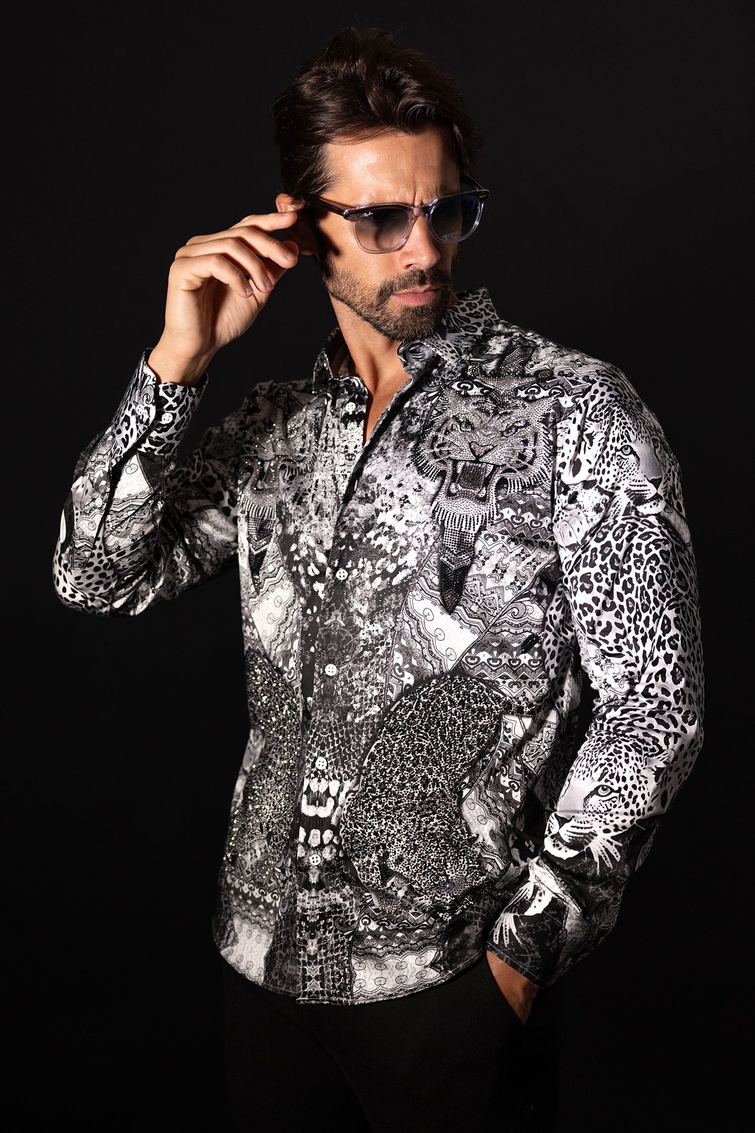 Barabas Men's Rhinestones Tiger Cheetah Textured Long Sleeve Shirts 5SPR01 Black