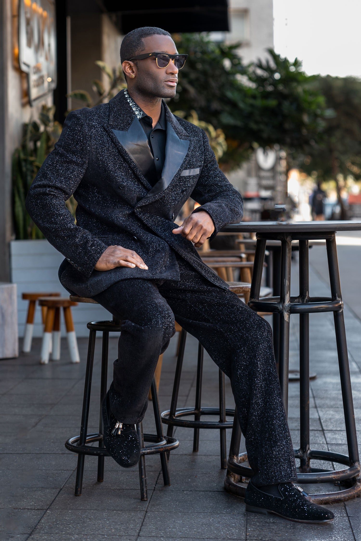 Barabas Men's Glitter Pattern Shiny Peak Lapel Suit Set 4SU22 Black