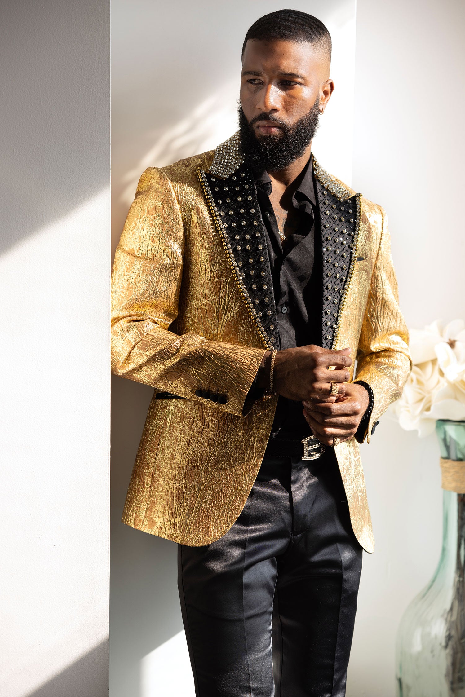 Barabas Men's Shiny Crystals Beads Rhinestone Peak Lapel Blazer 2EBL11 Gold