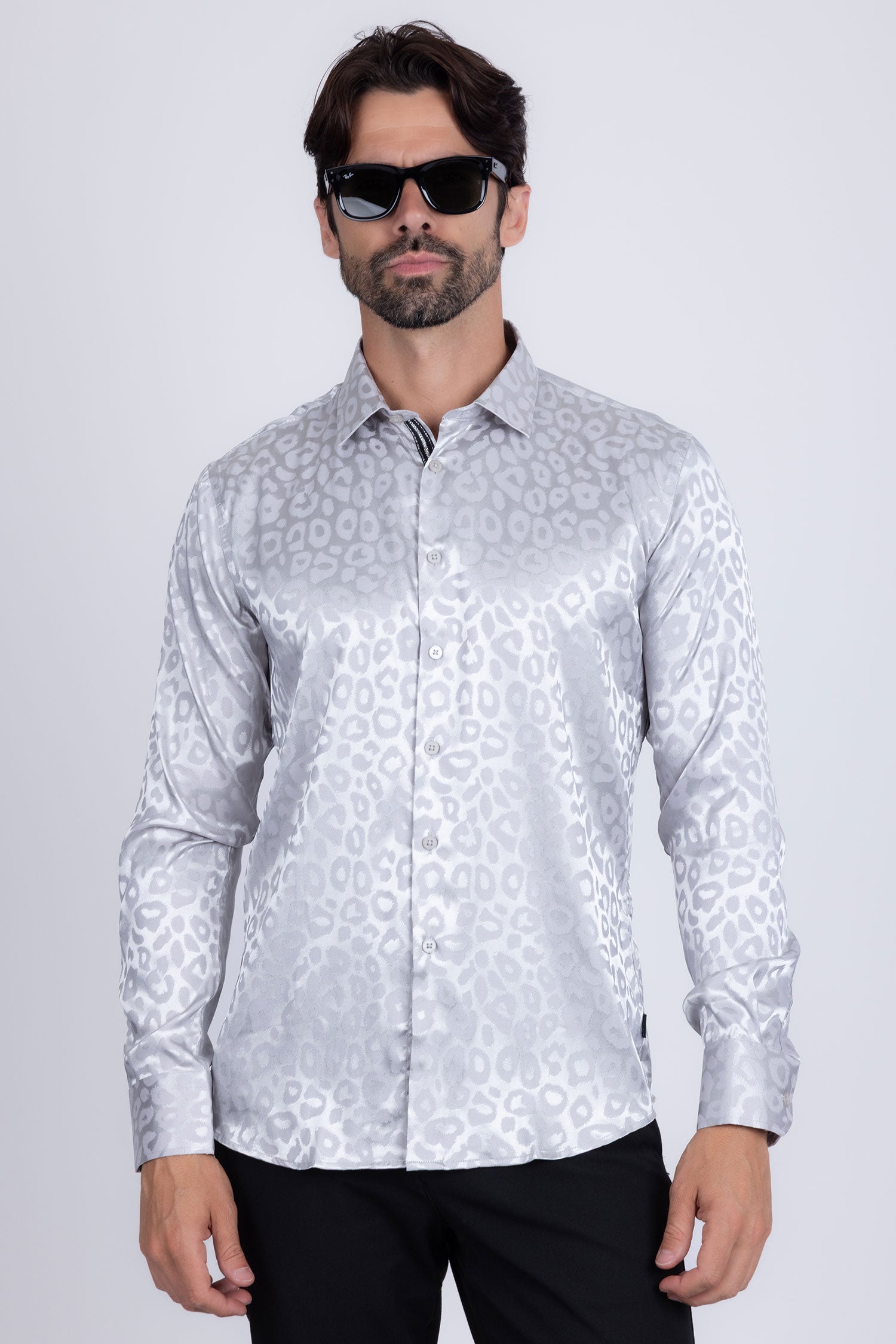 BARABAS Men textured leopard design pattern button down Shirts B310 Silver