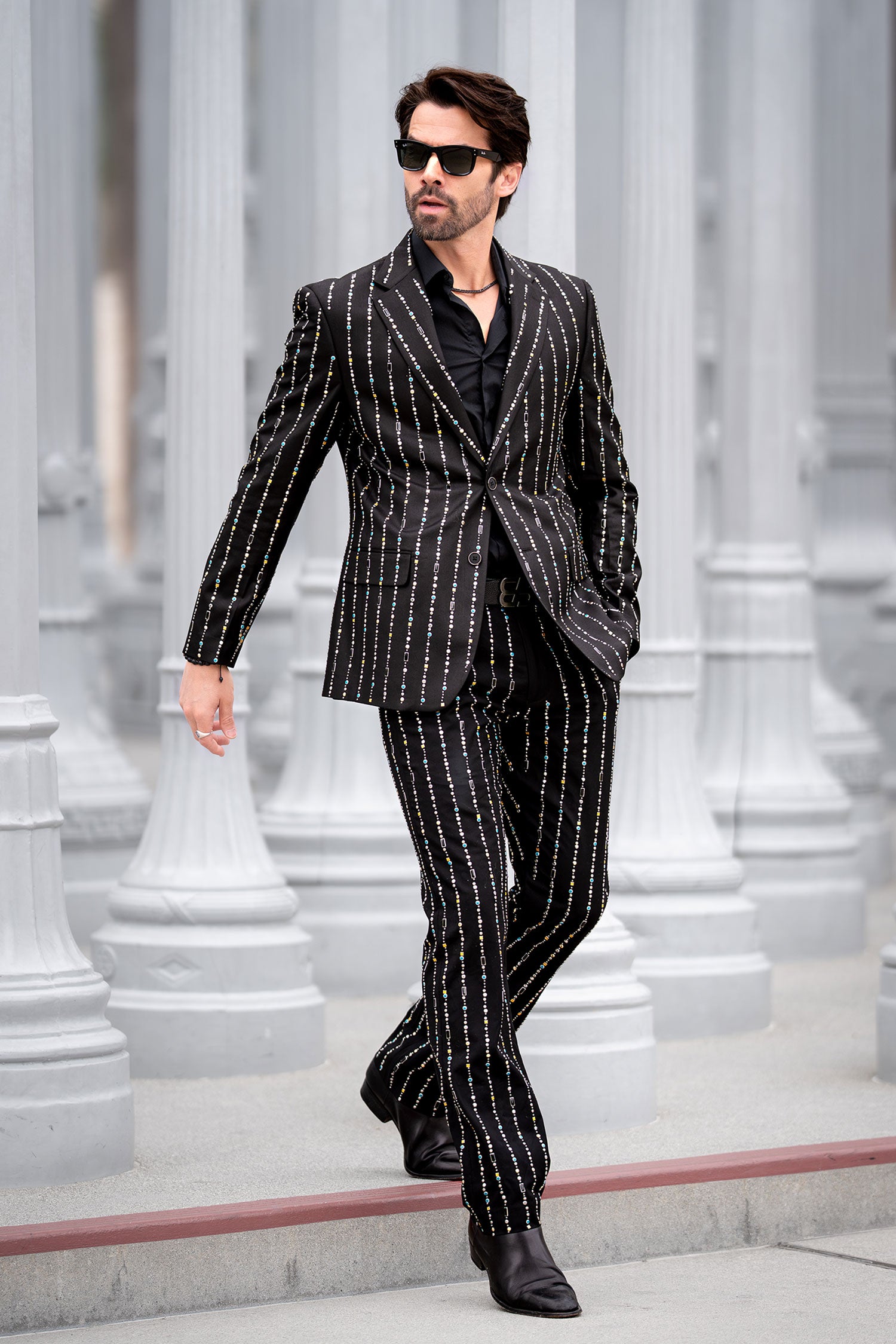 Barabas Men's Geometric Rhinestone Pattern Notch Lapel Suit 5SU38 Black