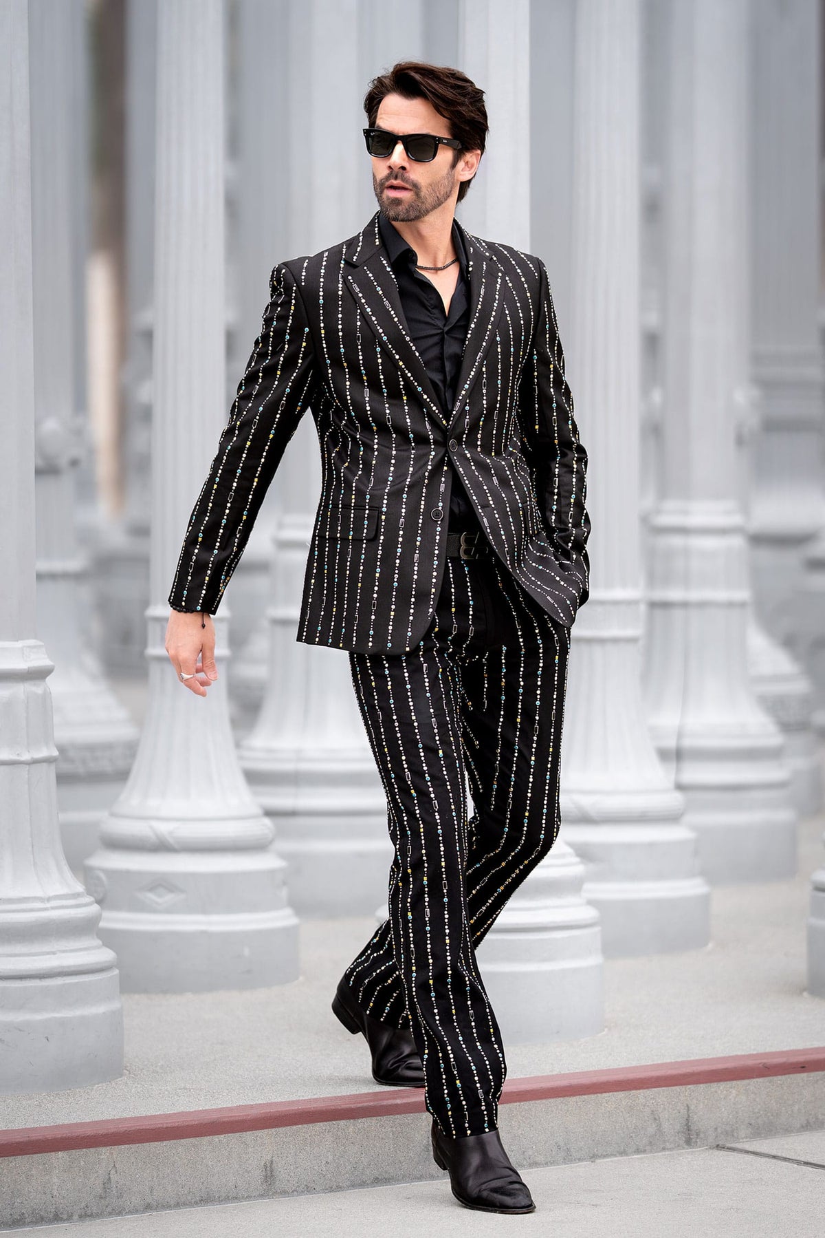 Barabas Men's Geometric Rhinestone Pattern Notch Lapel Suit 5SU38 Black