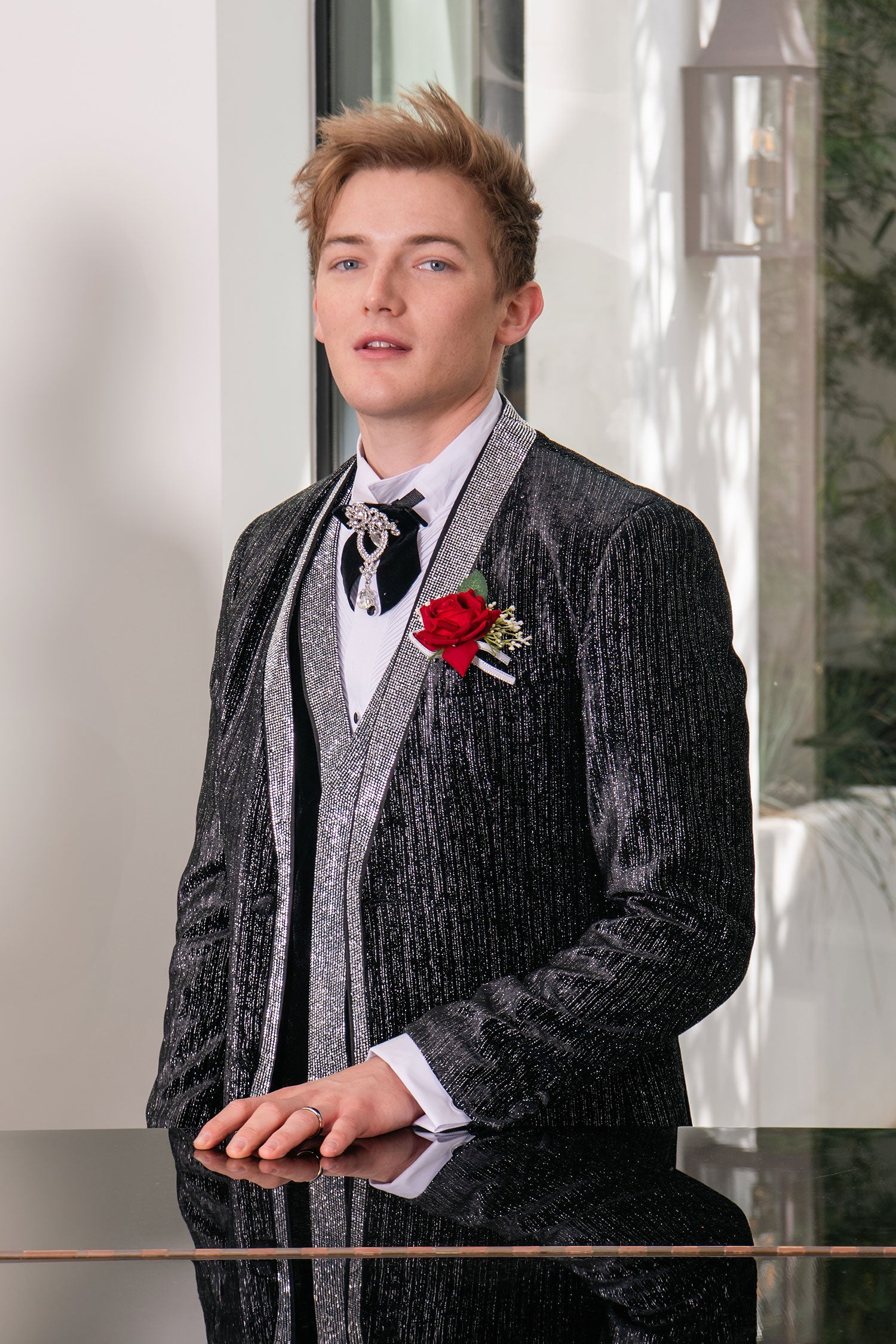 Barabas Men's Velvet Fabric Glitter Shawl Lapel Blazer 4SU21 Black
