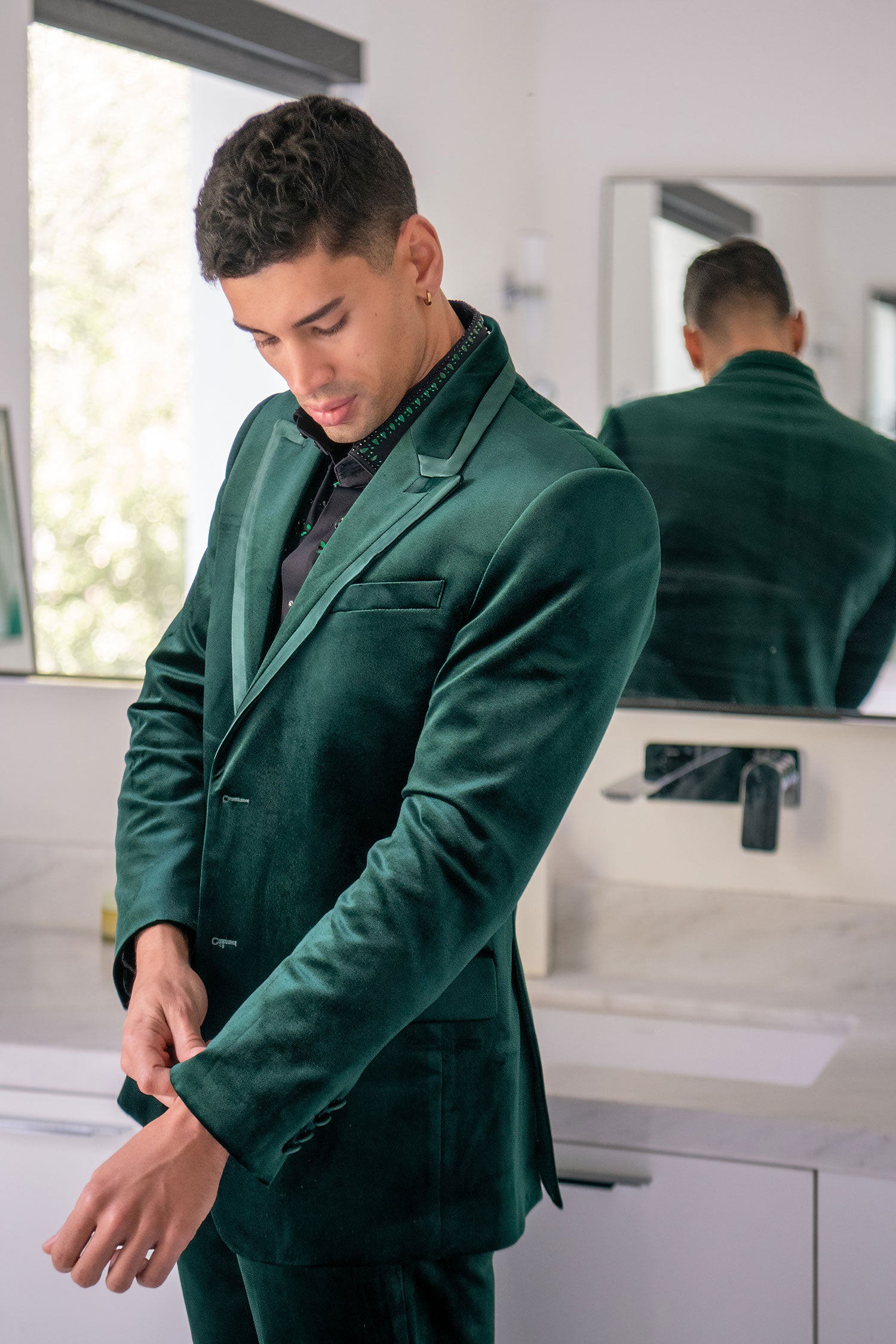 Barabas Men's Velvet Solid Color Shine Luxury Blazer 4BL40 Green