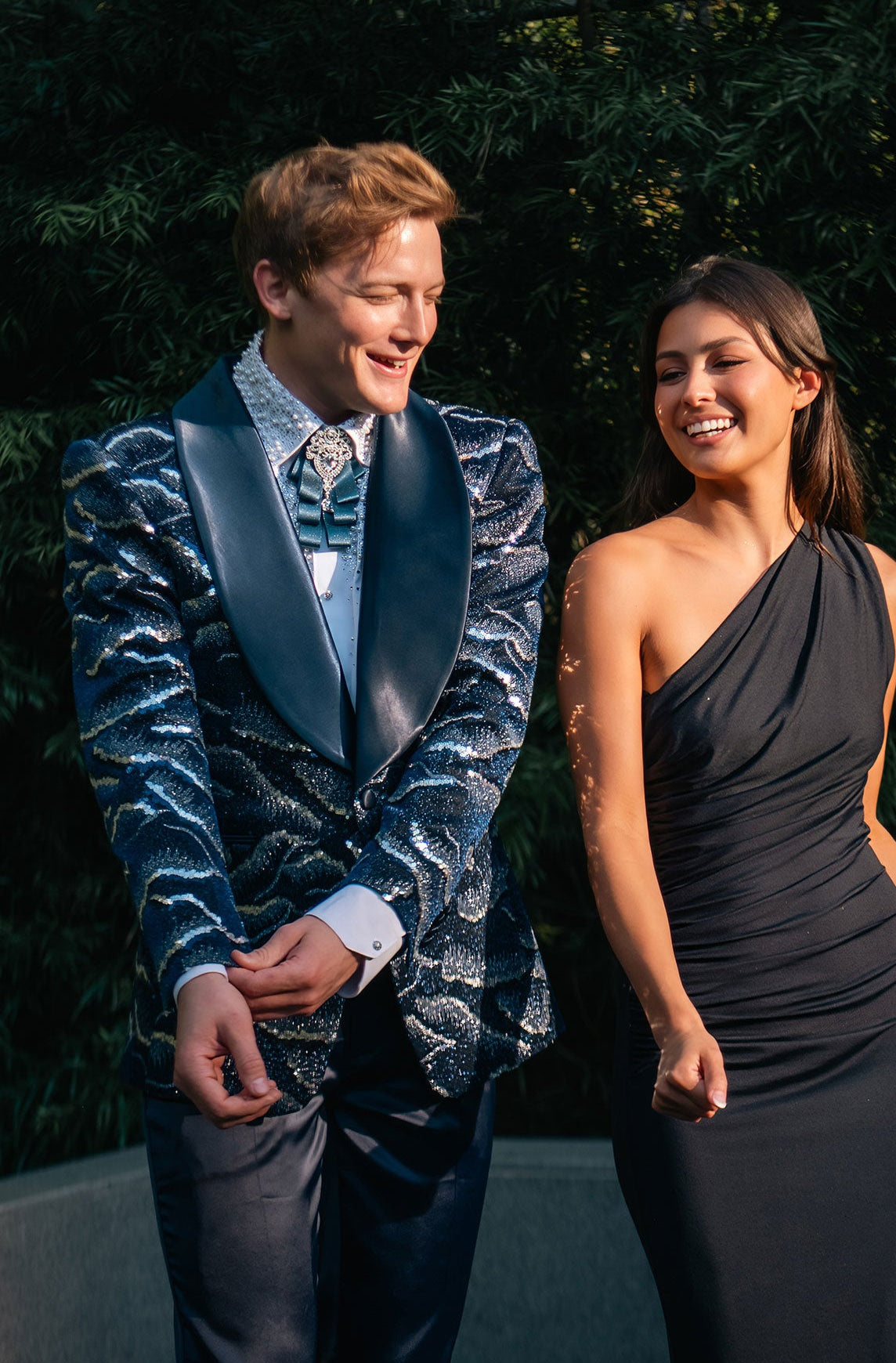 Barabas Men's Sequin Geometric Shiny Design Shawl Lapel Blazer 5BL04 Navy