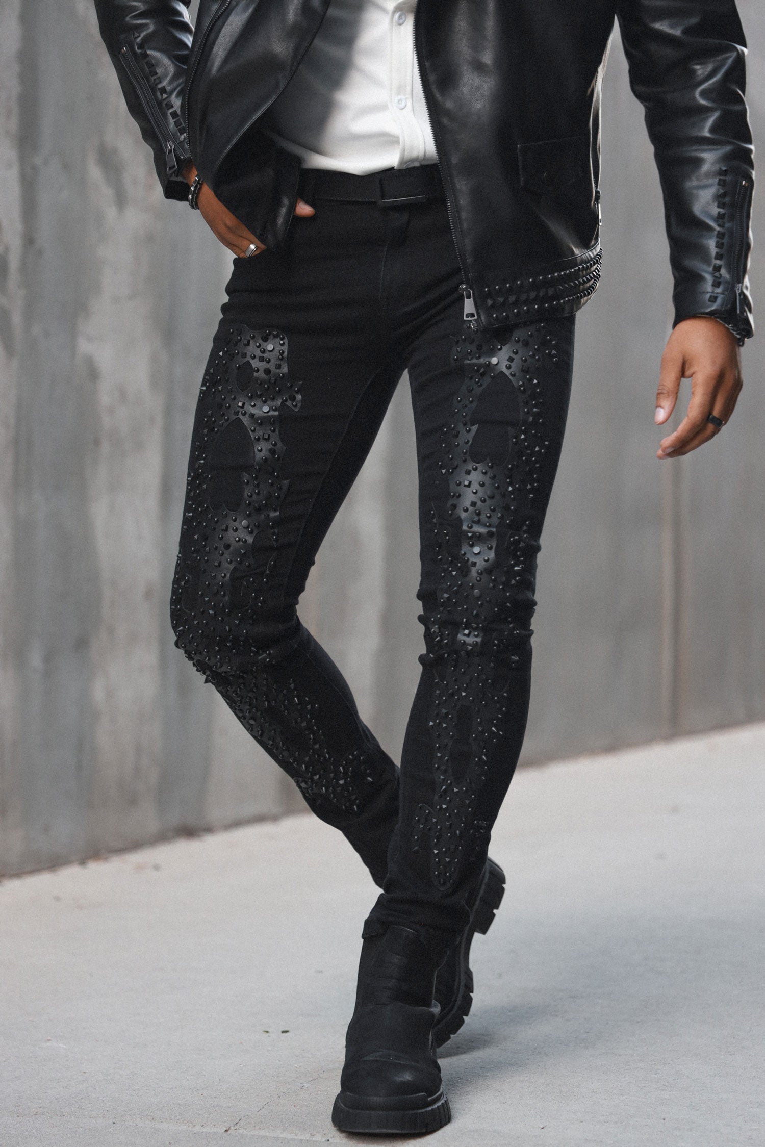 Barabas Men's Studded Stretchable Denim Solid Color Jeans 4JER01 Black