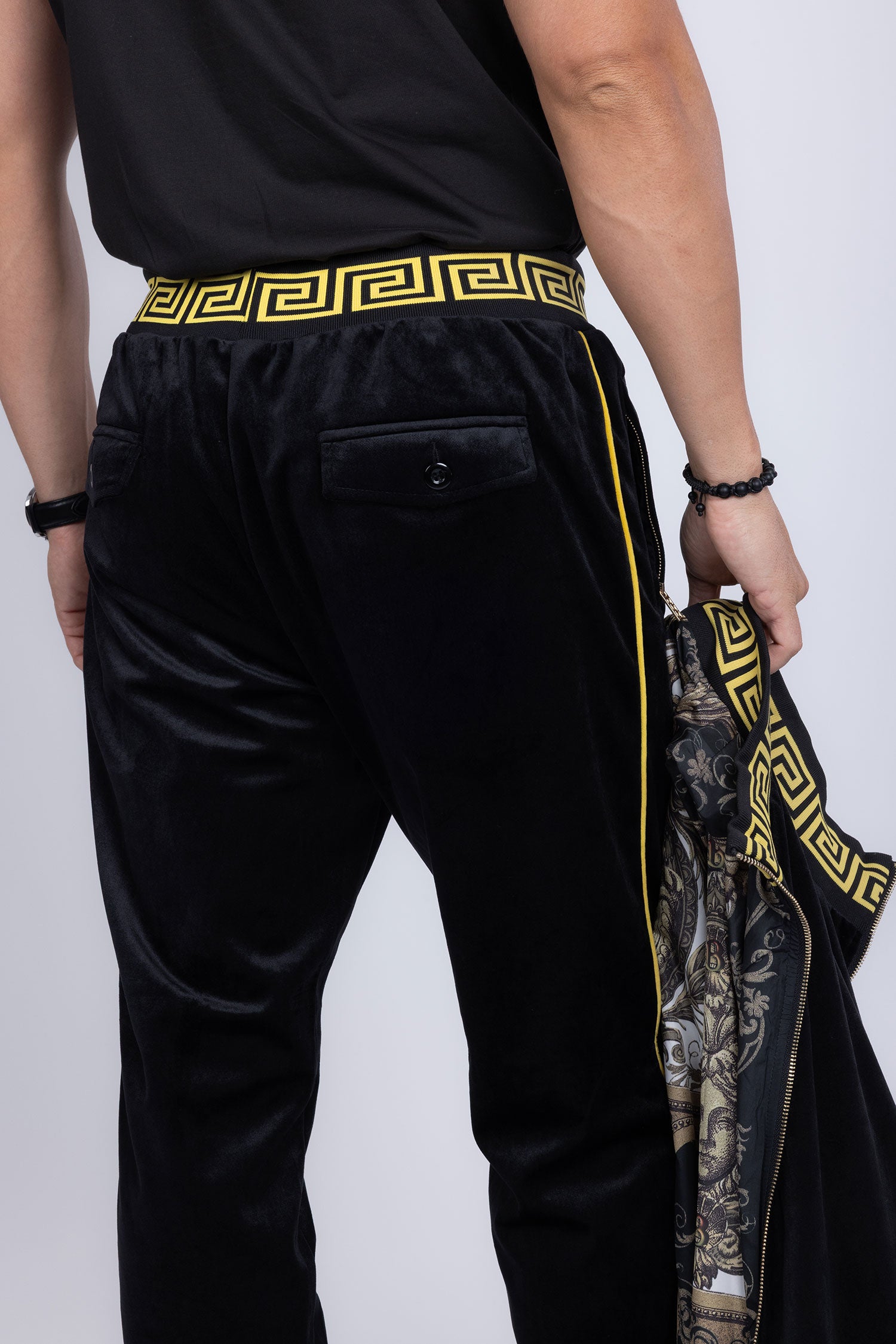 Barabas Men's Casual Street Medusa Greek Pattern Tracksuits JJ900 Black