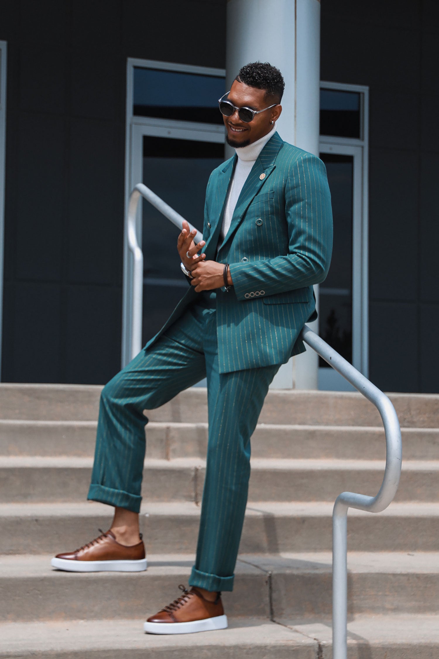 Barabas Men's Pinstripe Pattern Double-Breasted Peak Lapel Suit 5SU39 Green