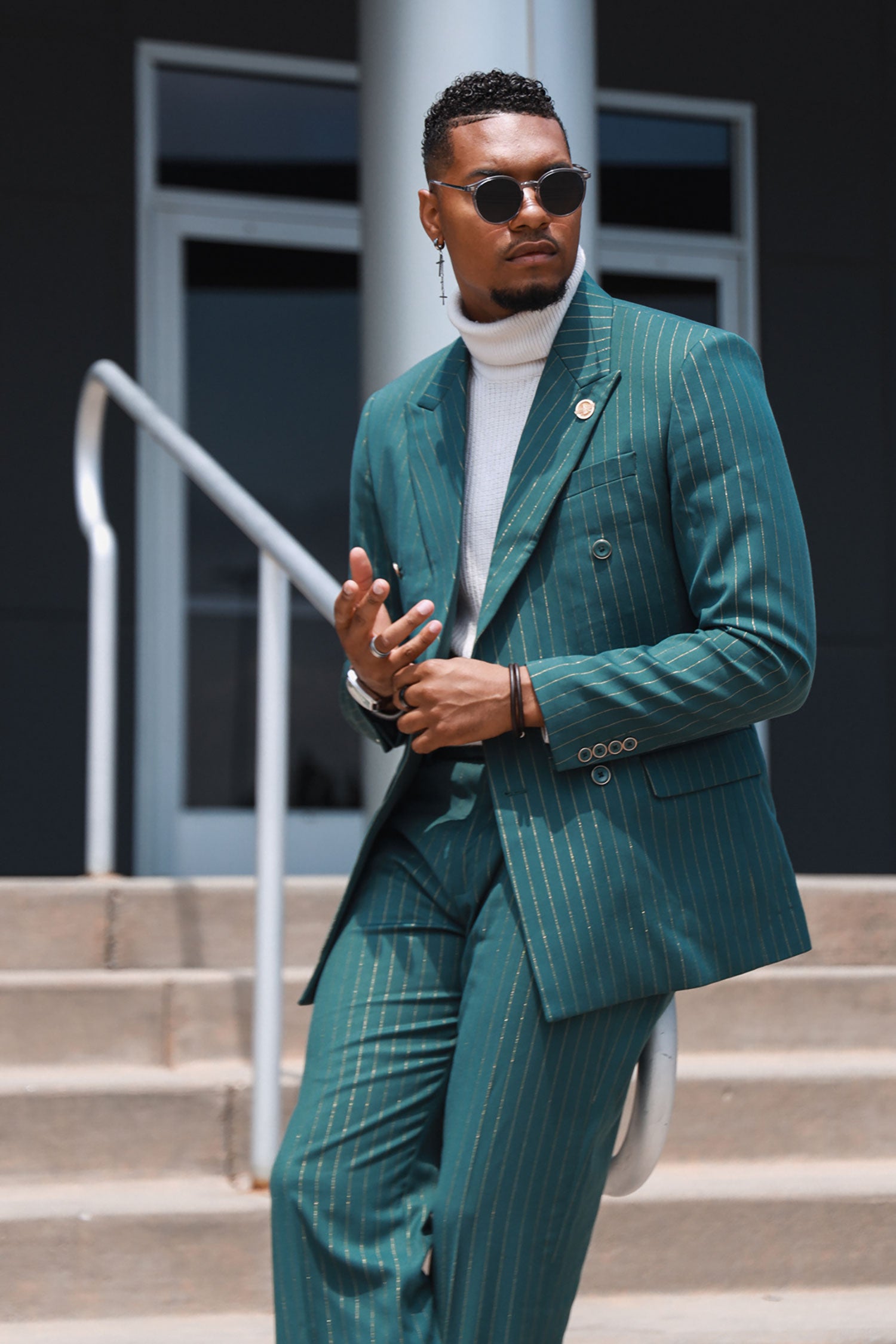 Barabas Men's Pinstripe Pattern Double-Breasted Peak Lapel Suit 5SU39 Green