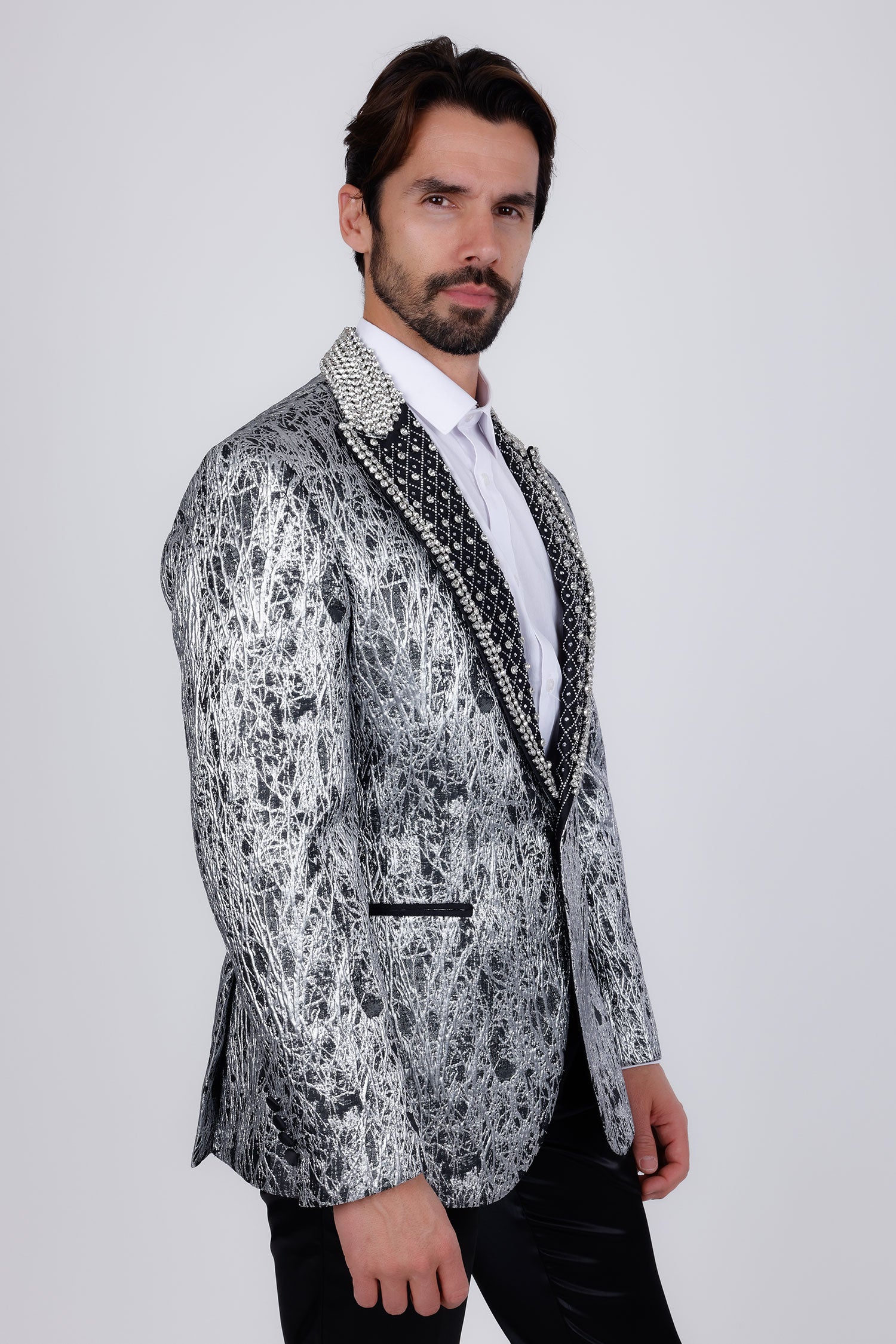 Barabas Men's Shiny Crystals Beads Rhinestone Peak Lapel Blazer 2EBL11 Pewter Black