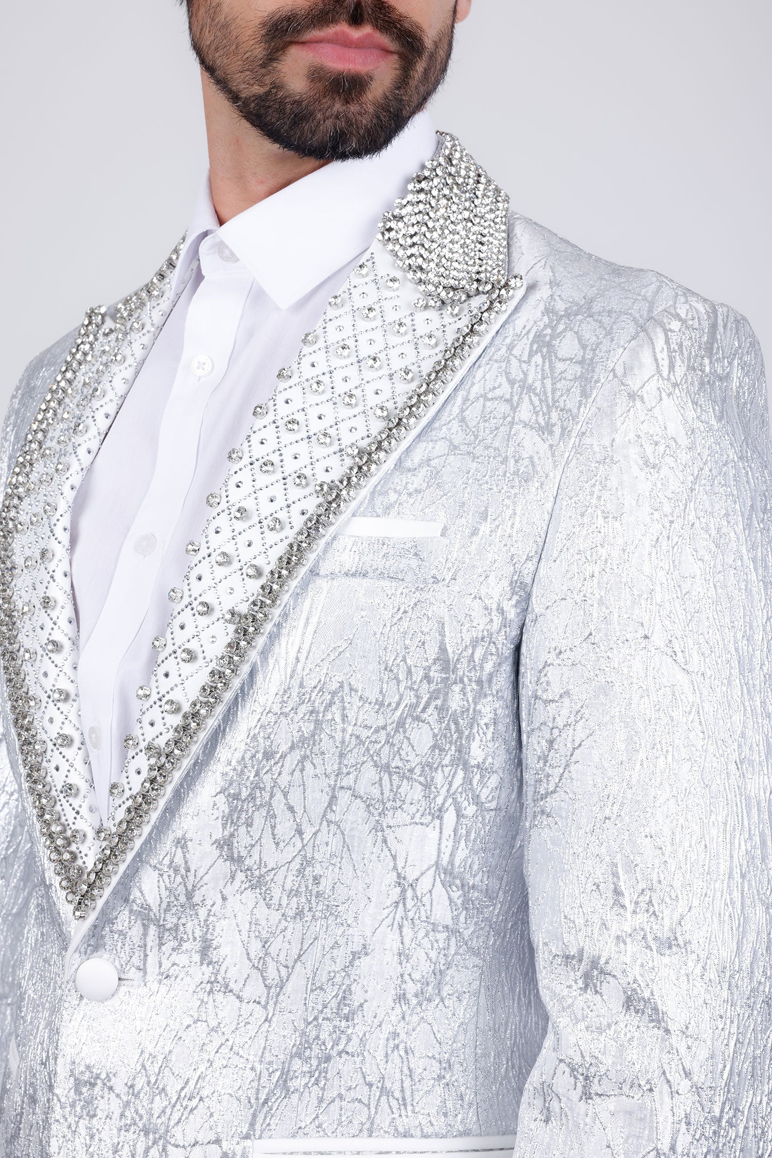 Barabas Men's Shiny Crystals Beads Rhinestone Peak Lapel Blazer 2EBL11 Silver