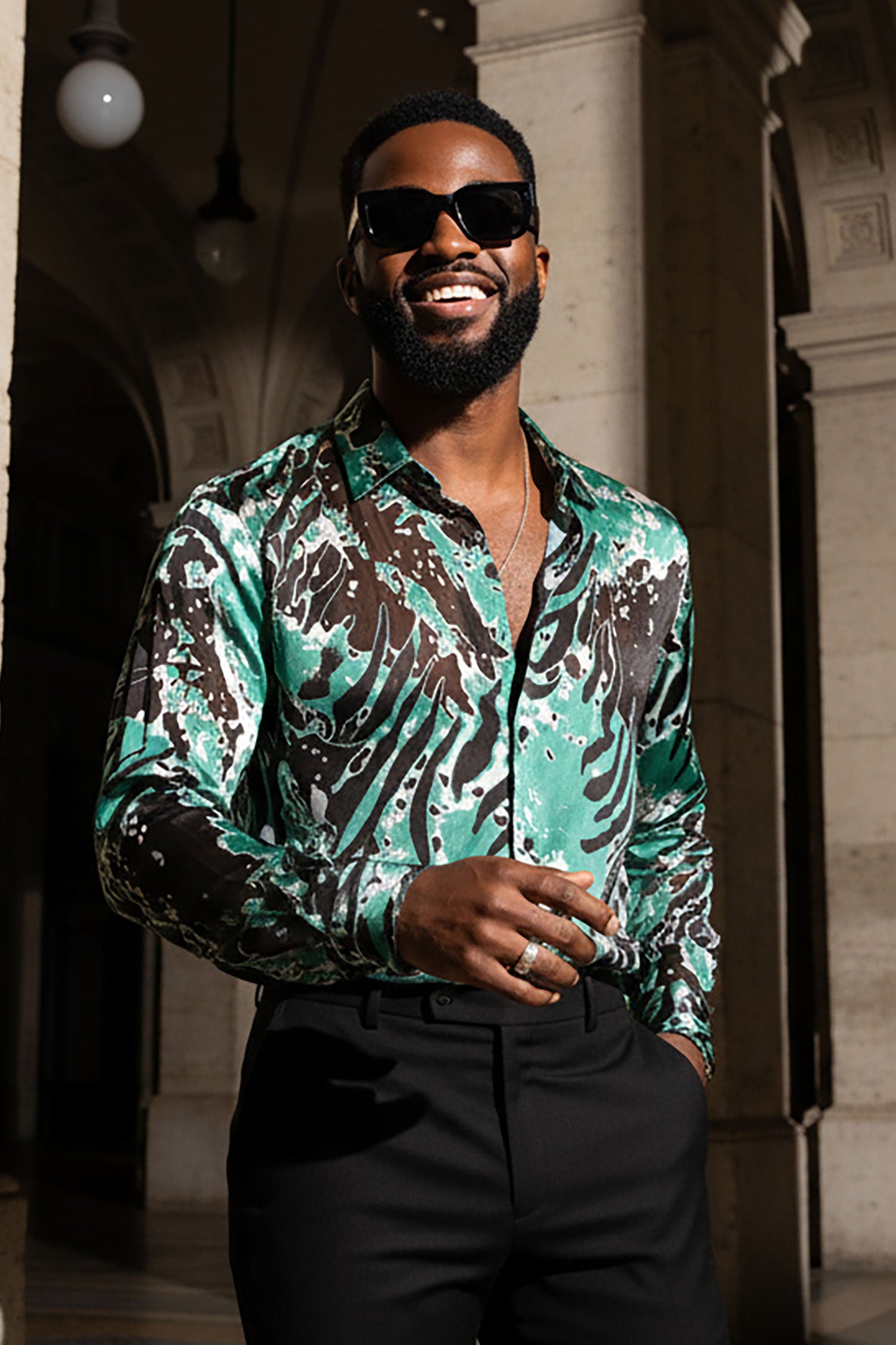 BARABAS Men's See Through Tiger Long Sleeve Button Down Shirt 3SVL22 Green