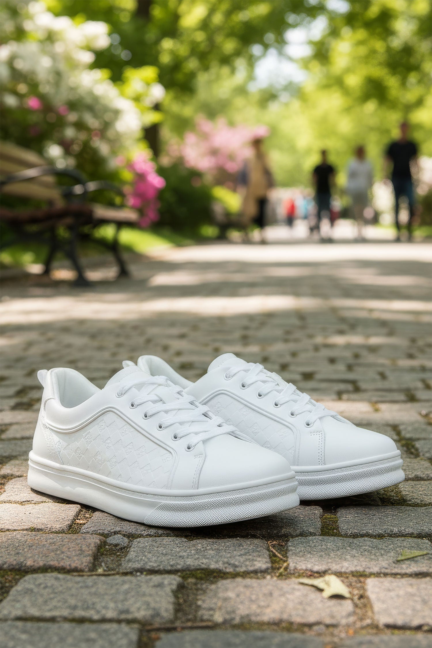 Barabas Men's Checkered Pattern Premium Leather Sneakers 4SK04 White