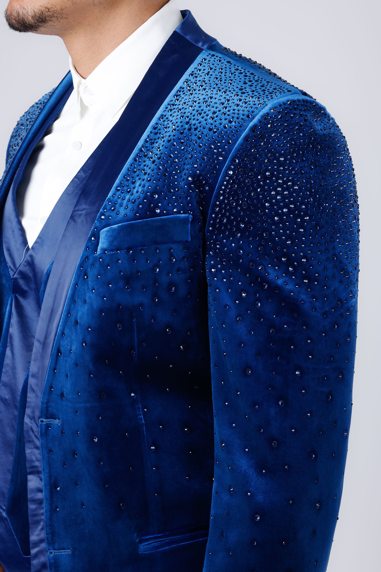 Barabas Men's Velvet Fabric Rhinestone Solid Shawl Lapel Blazer 4SU23 Sky Blue