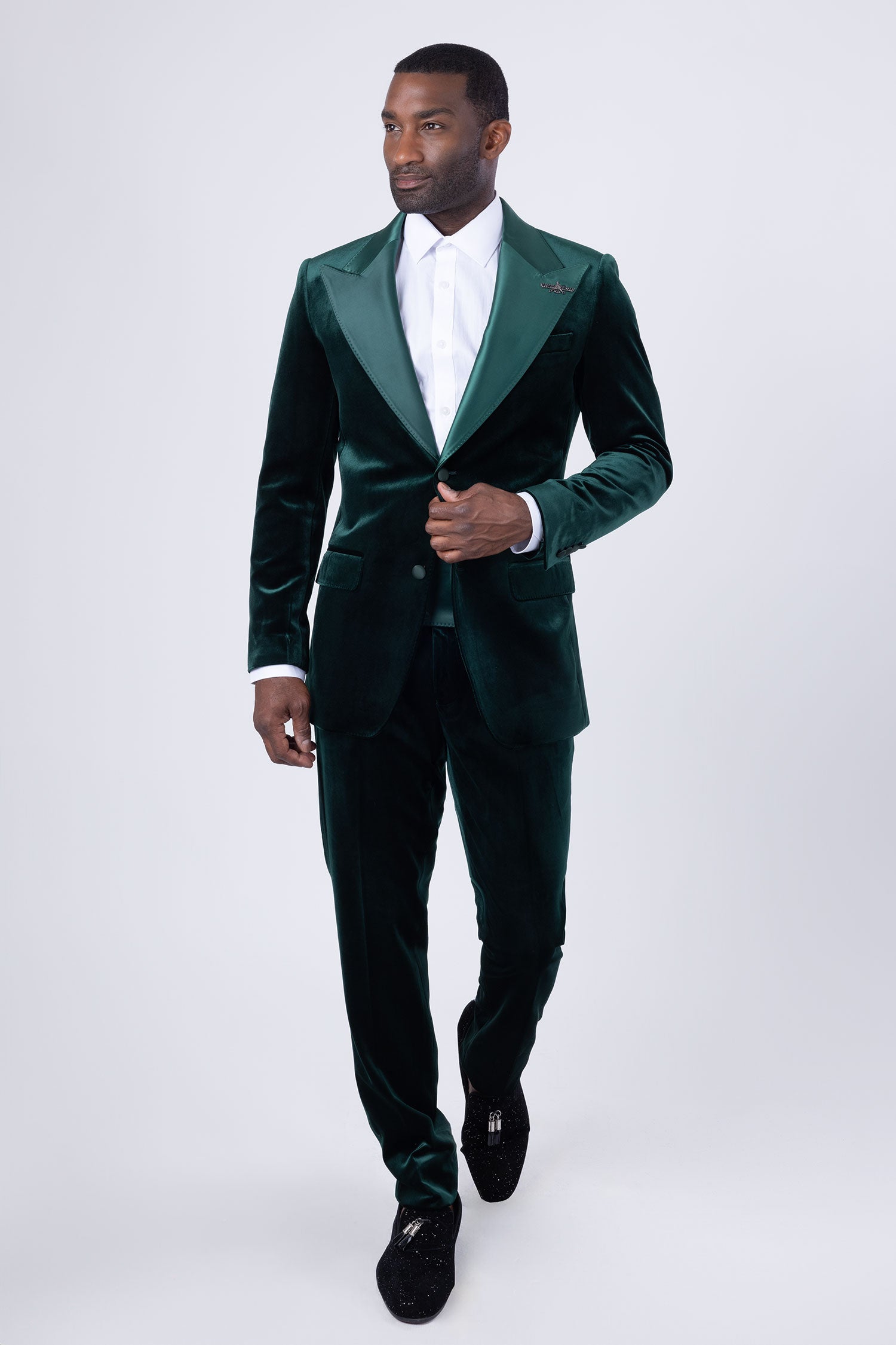 Barabas Men's Velvet Shiny Fabric Peak Lapel Suit 4SU29 Emerald