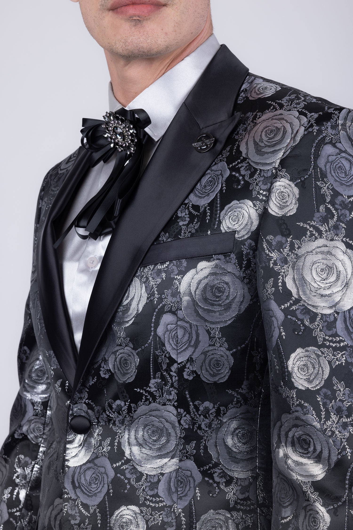 Barabas Men's Floral Shiny Design Luxury Peak Lapel Blazer 5BL02 Black Silver