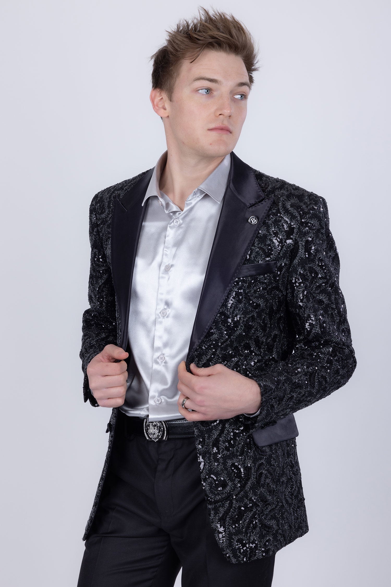 Barabas Men's Sequins Paisley Design Luxury Peak Lapel Blazer 5BL06 Black Silver