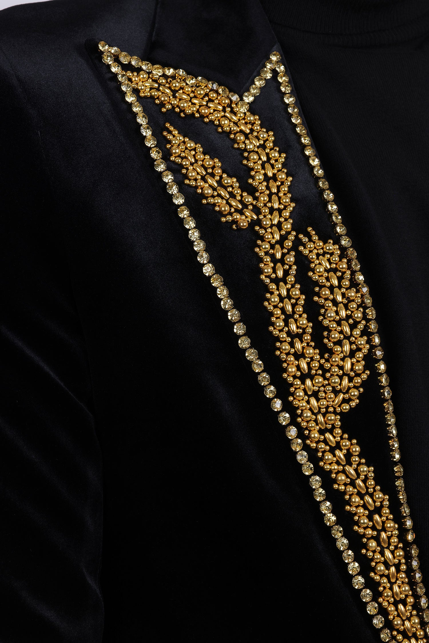 Barabas Men's Pearl Geometric Design Peak Lapel Blazer 5BL19 Black Gold