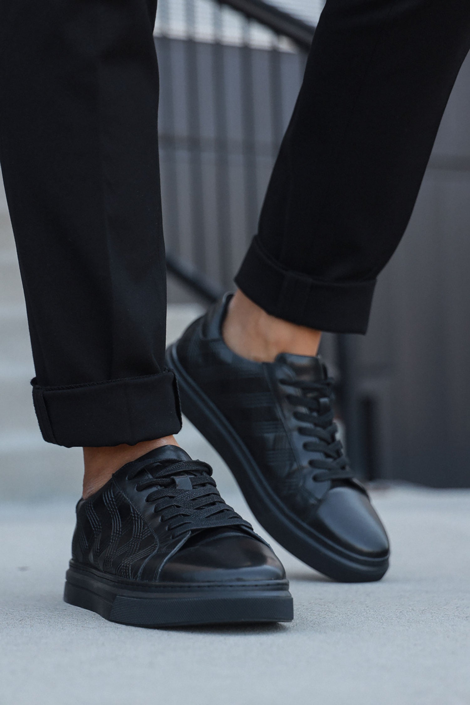 Barabas Men's Checkered Lace-up Leather Sneakers 5SH09 Black